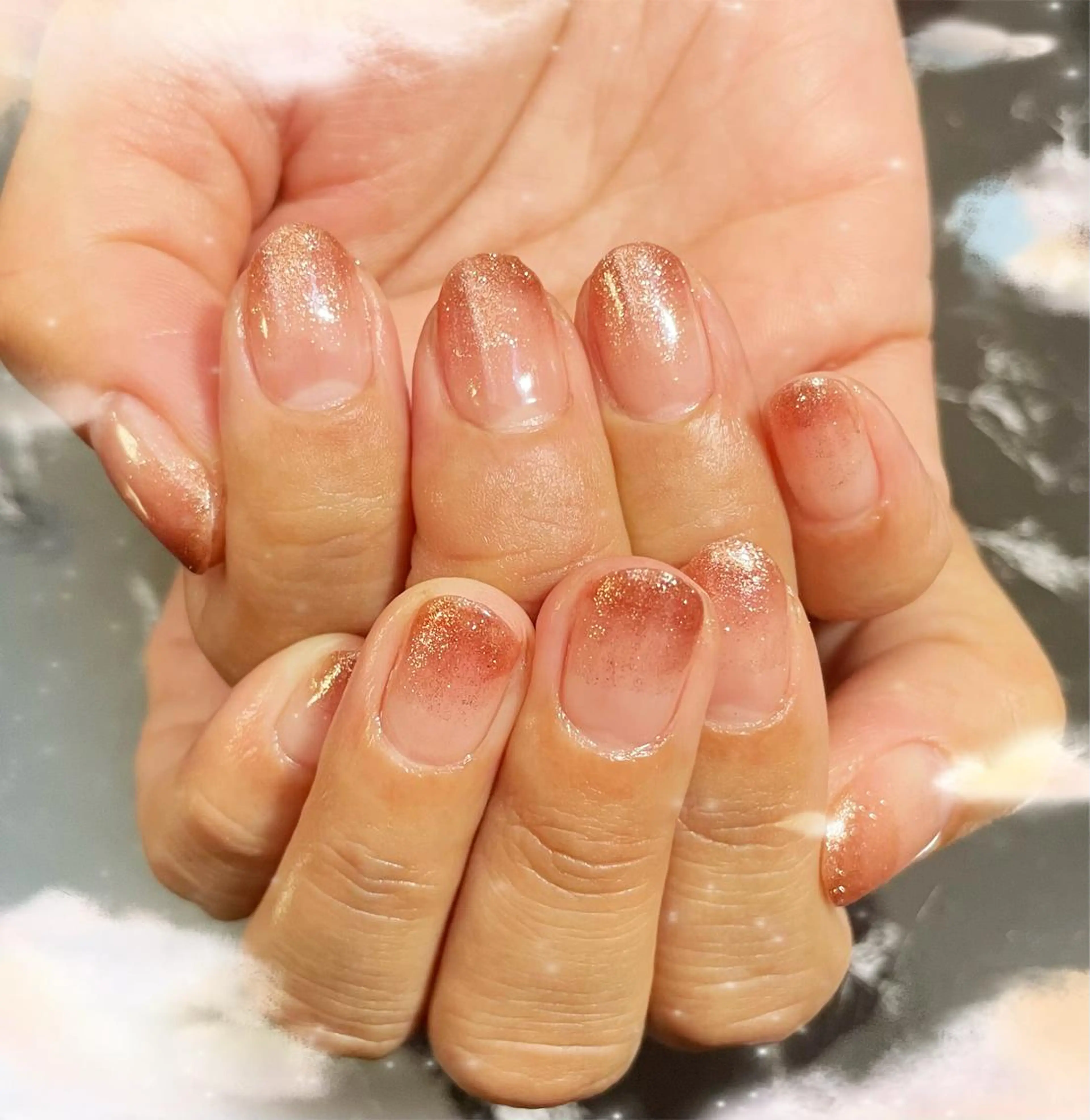 ネイル ジェルネイル グラデーション ラメ(グリッター) ラメグラデーション ハンドネイル S♡NAIL所属・S.NAIL Suuのネイルデザイン
