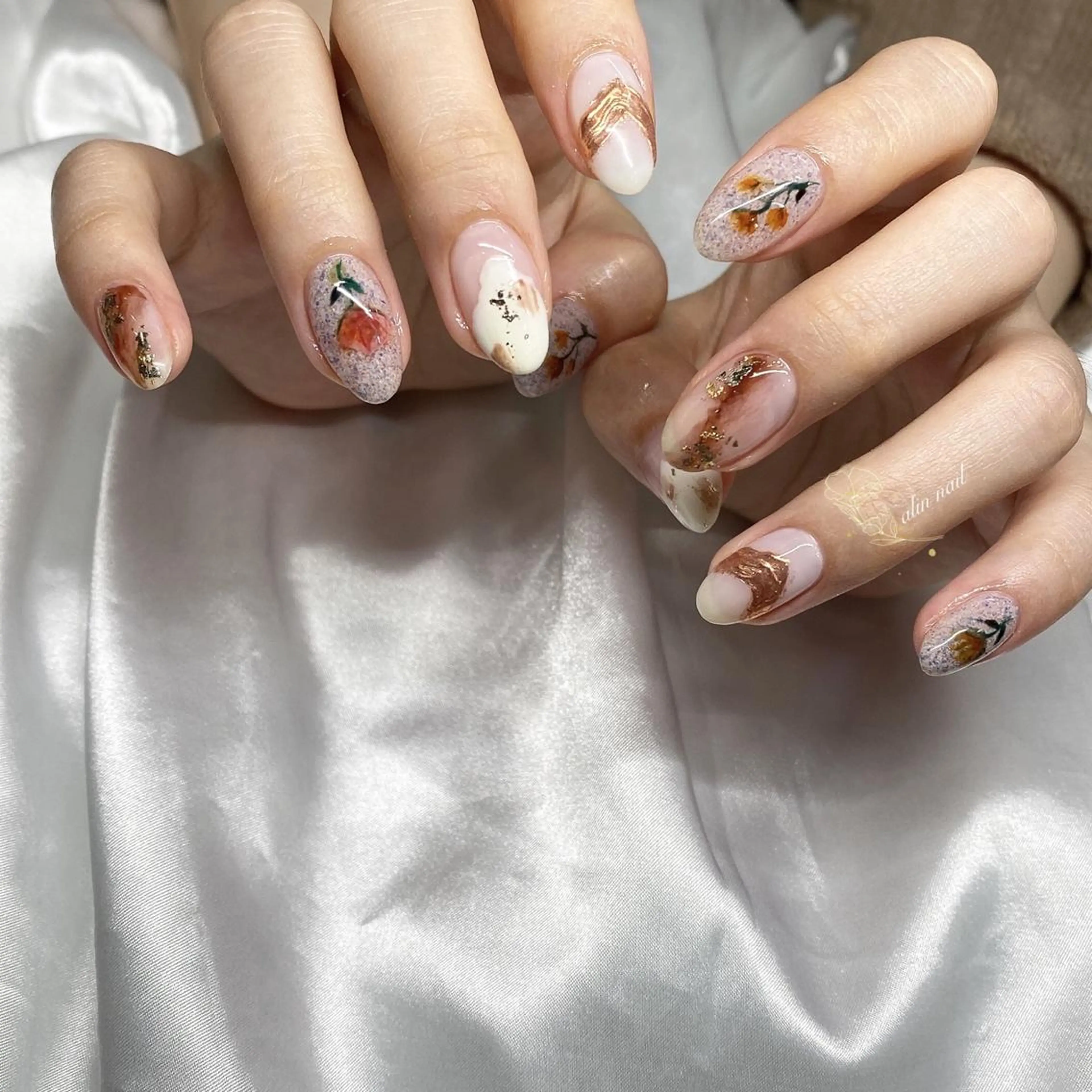 ネイル ハンドネイル ハンドケア ネイルサロン 9Carats神田のネイルデザイン