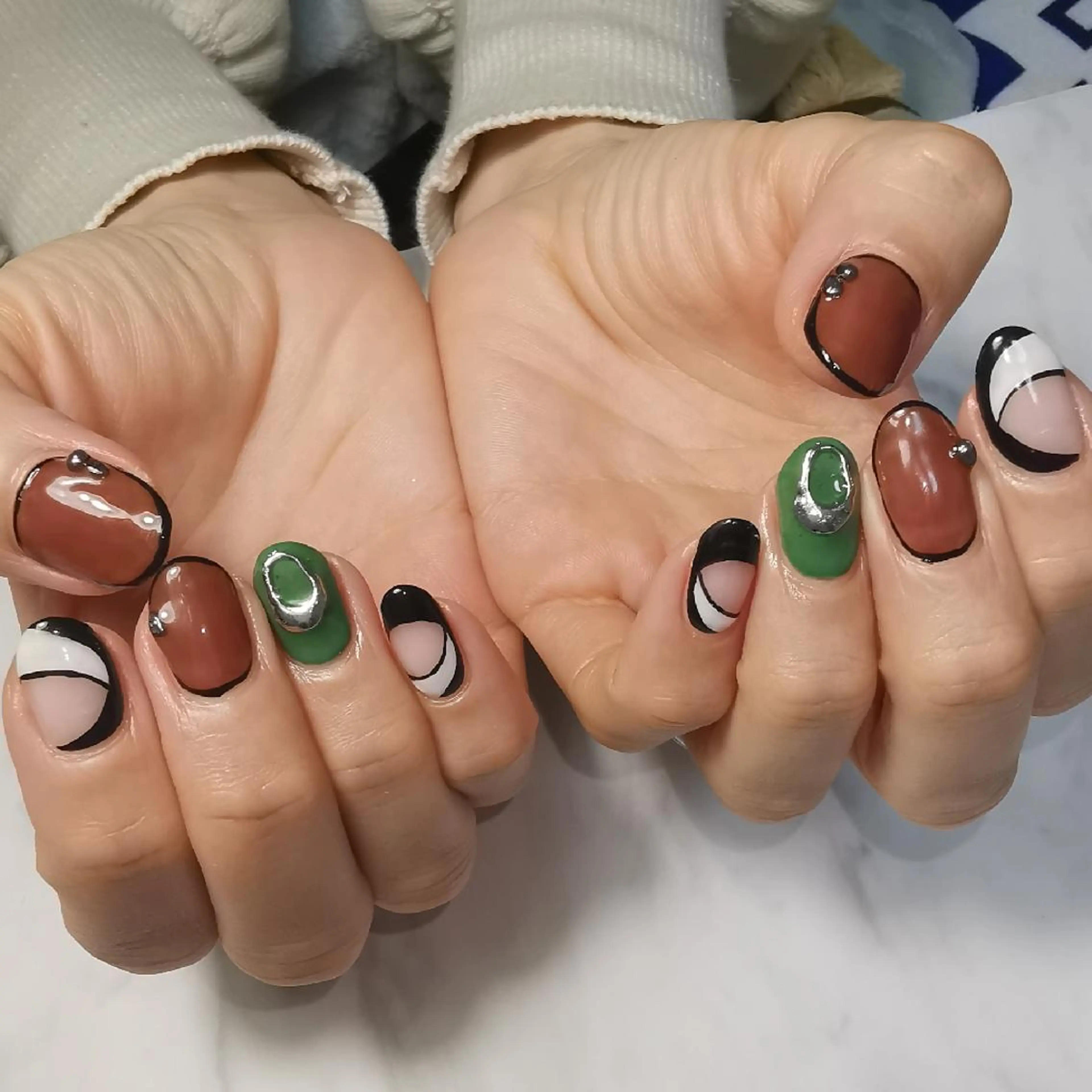 ネイル 持ち込み ハンドネイル reve あやののネイルデザイン