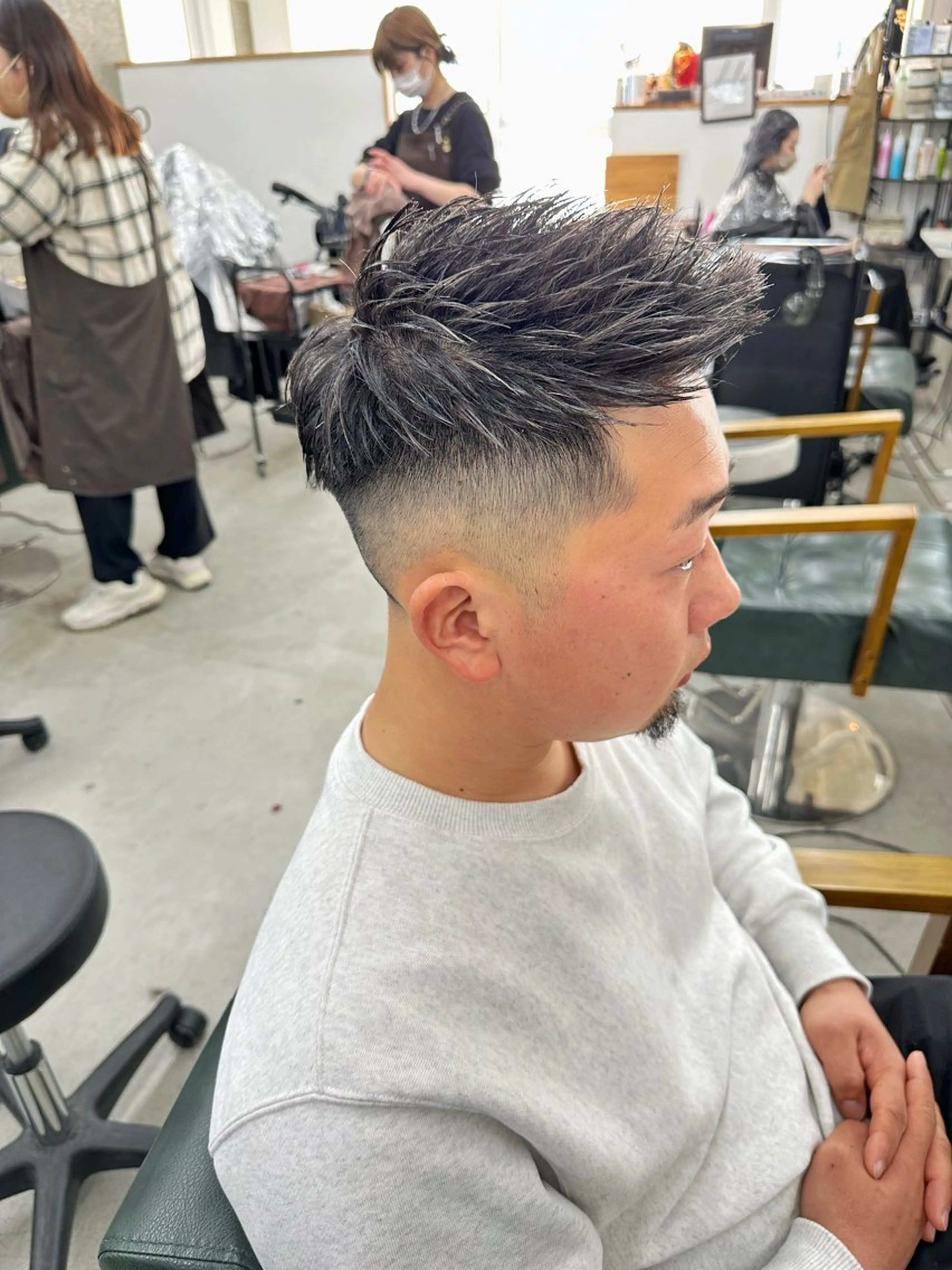 カラー メンズ カット 八谷 将平のヘアスタイル