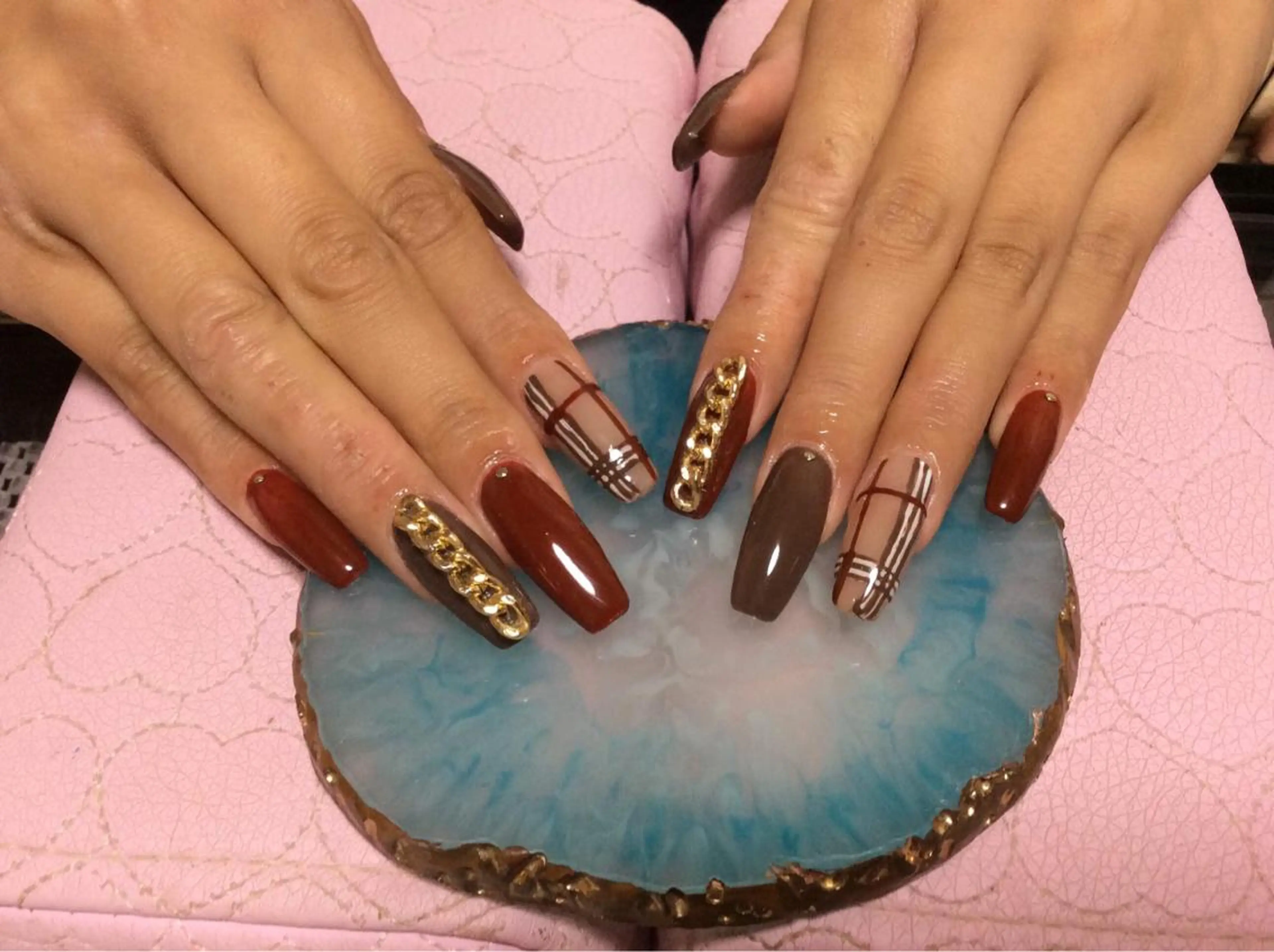 ネイル フラワー ムーンのネイルデザイン