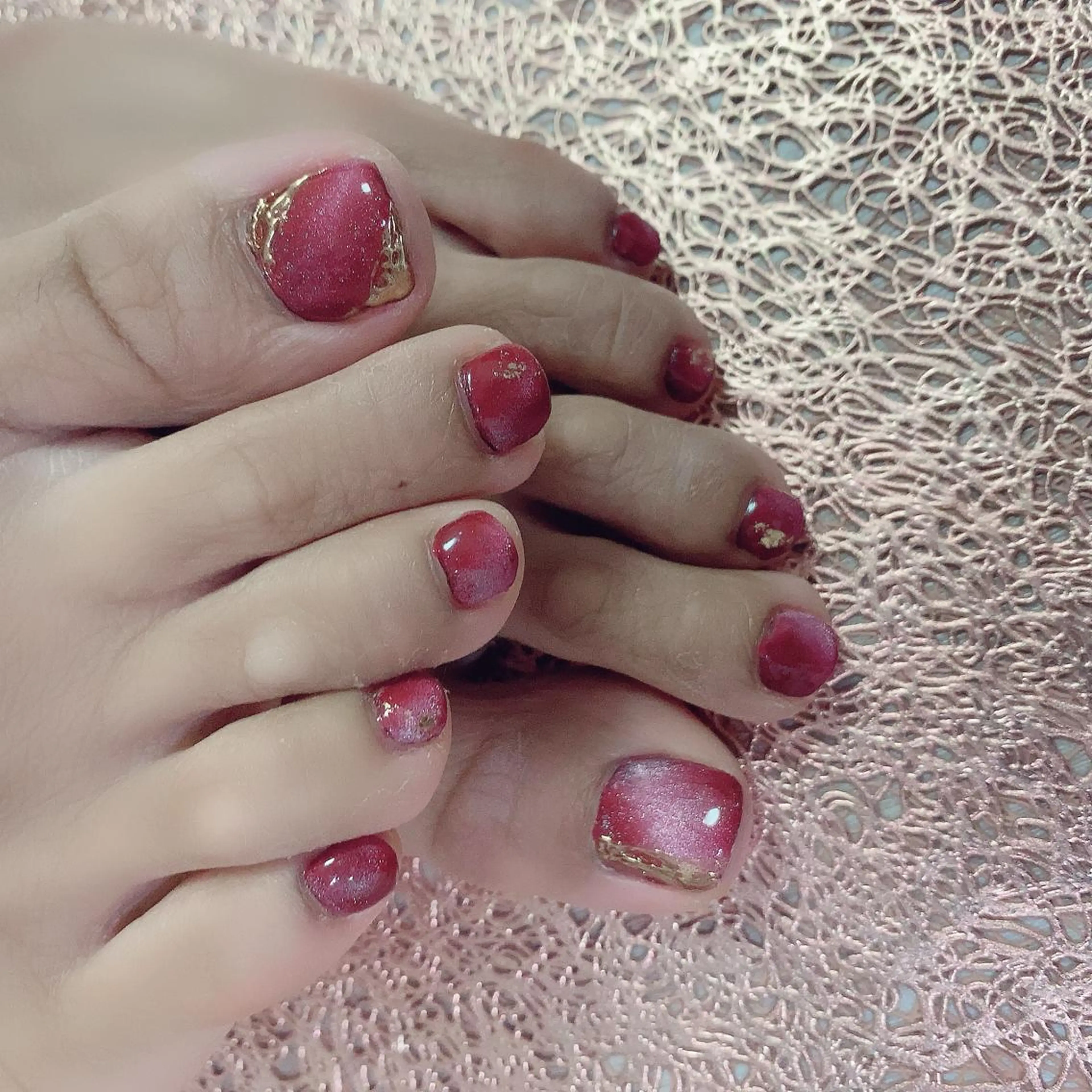 ネイル マグネットネイル 赤色 YAS 青柳 安代のネイルデザイン