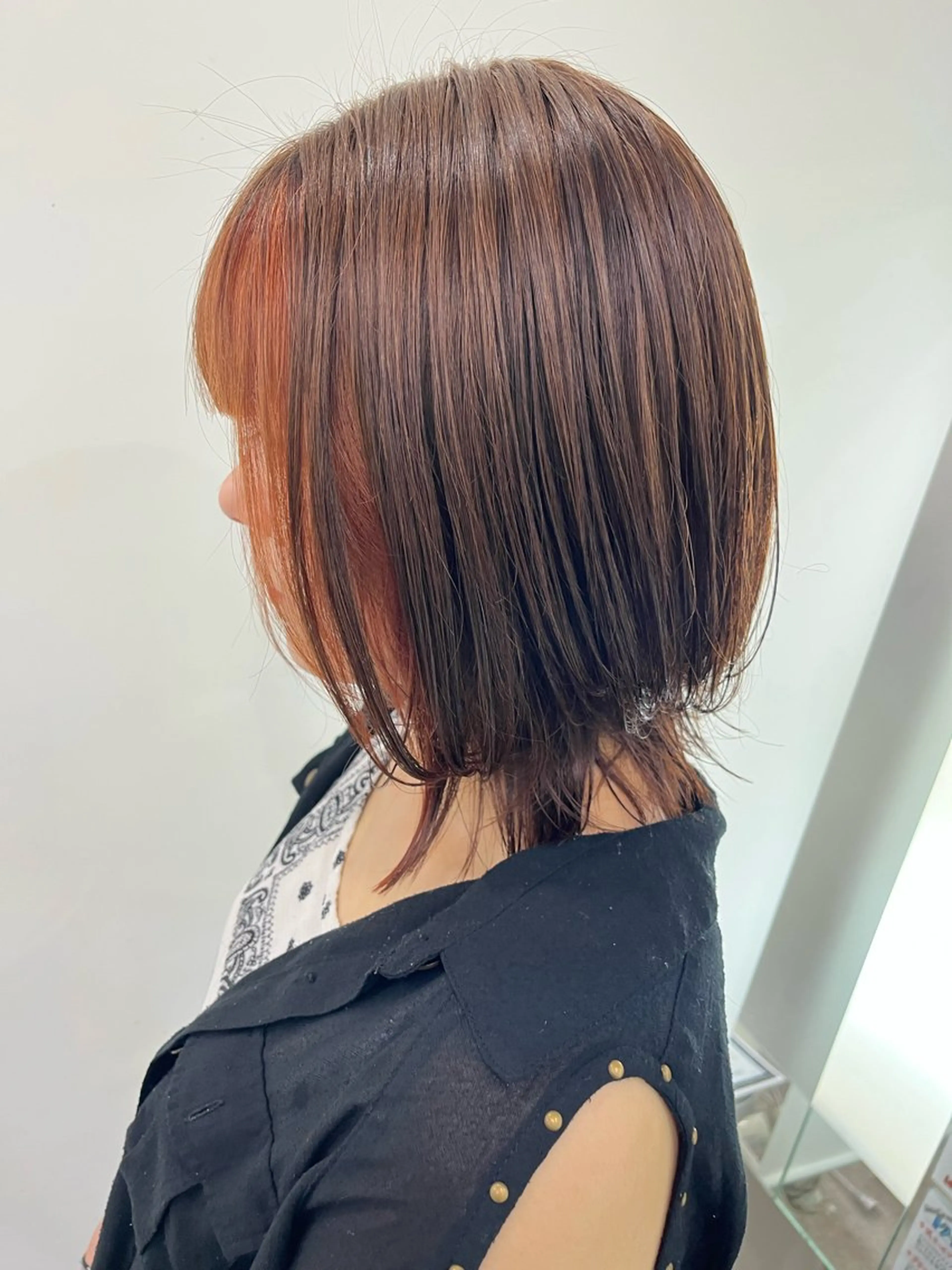 ミディアム 【北千住】🌈韓国風 レイヤー✨小顔カットのヘアスタイル