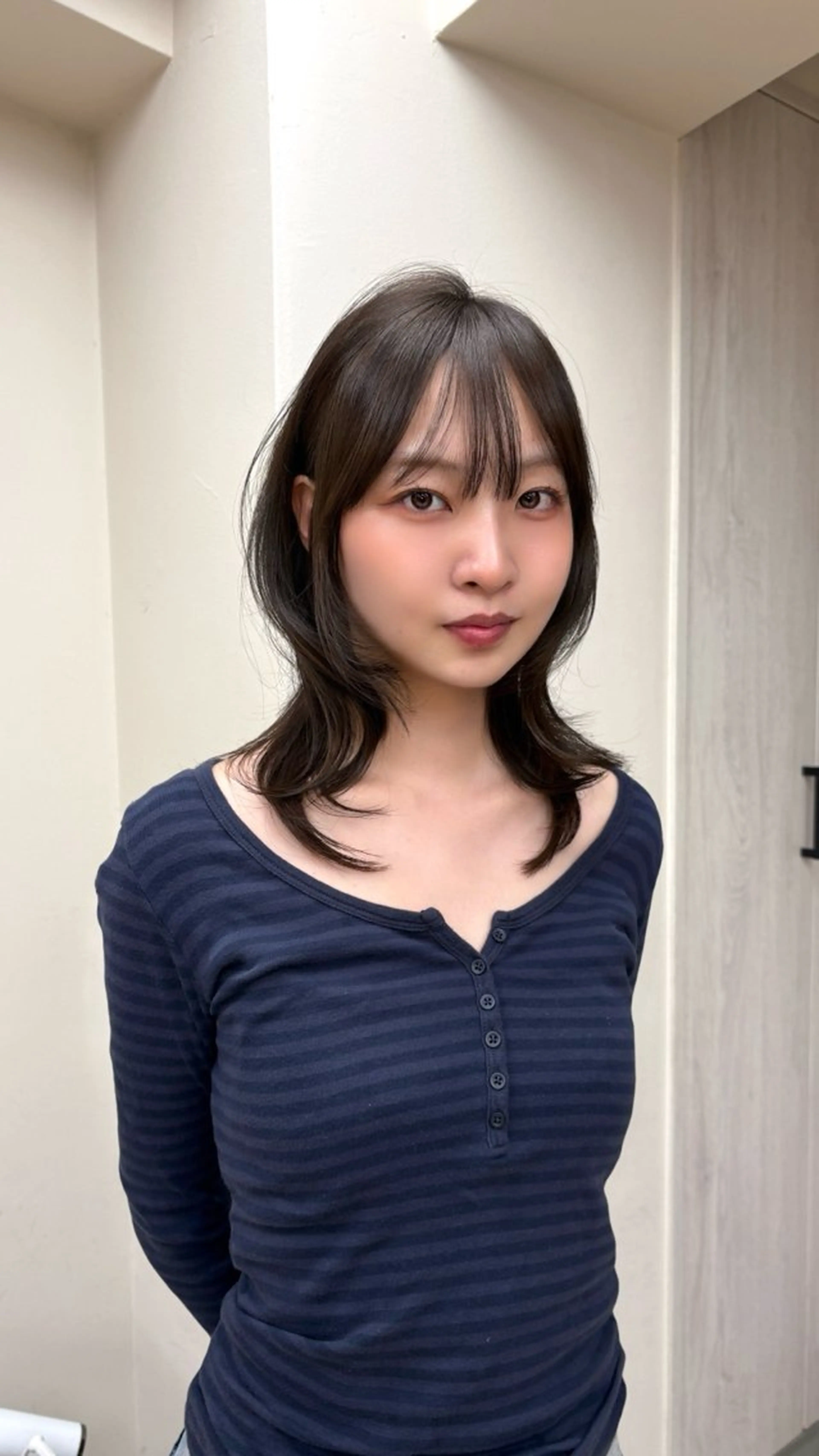 セミロング カラー Gigi 代々木所属・りこ 11/4空きありのヘアスタイル