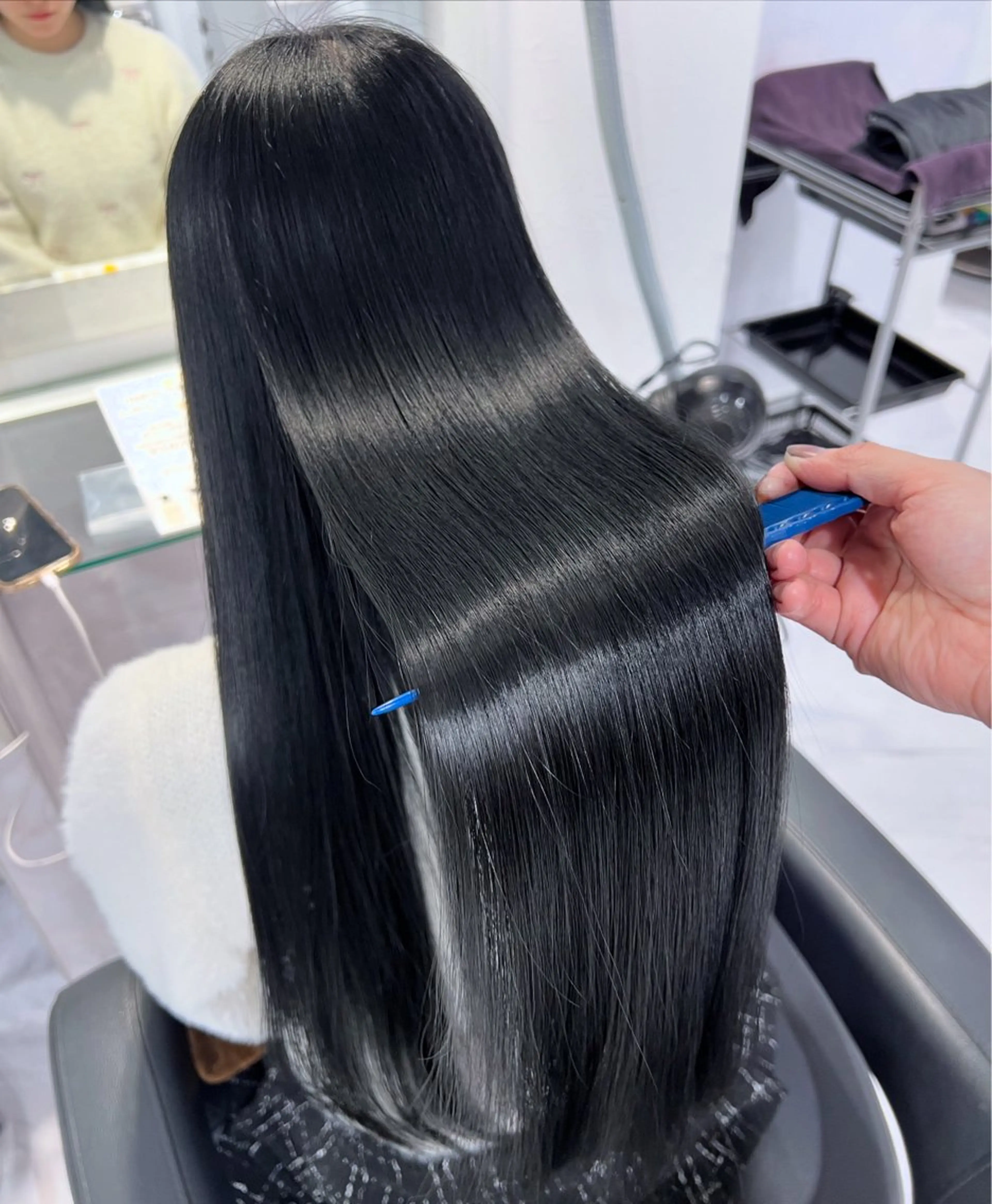 ロング パーマ ヘアアレンジ カット 縮毛矯正 トリートメント 🦋重くない暗髪🦋 Hana🦋のヘアスタイル