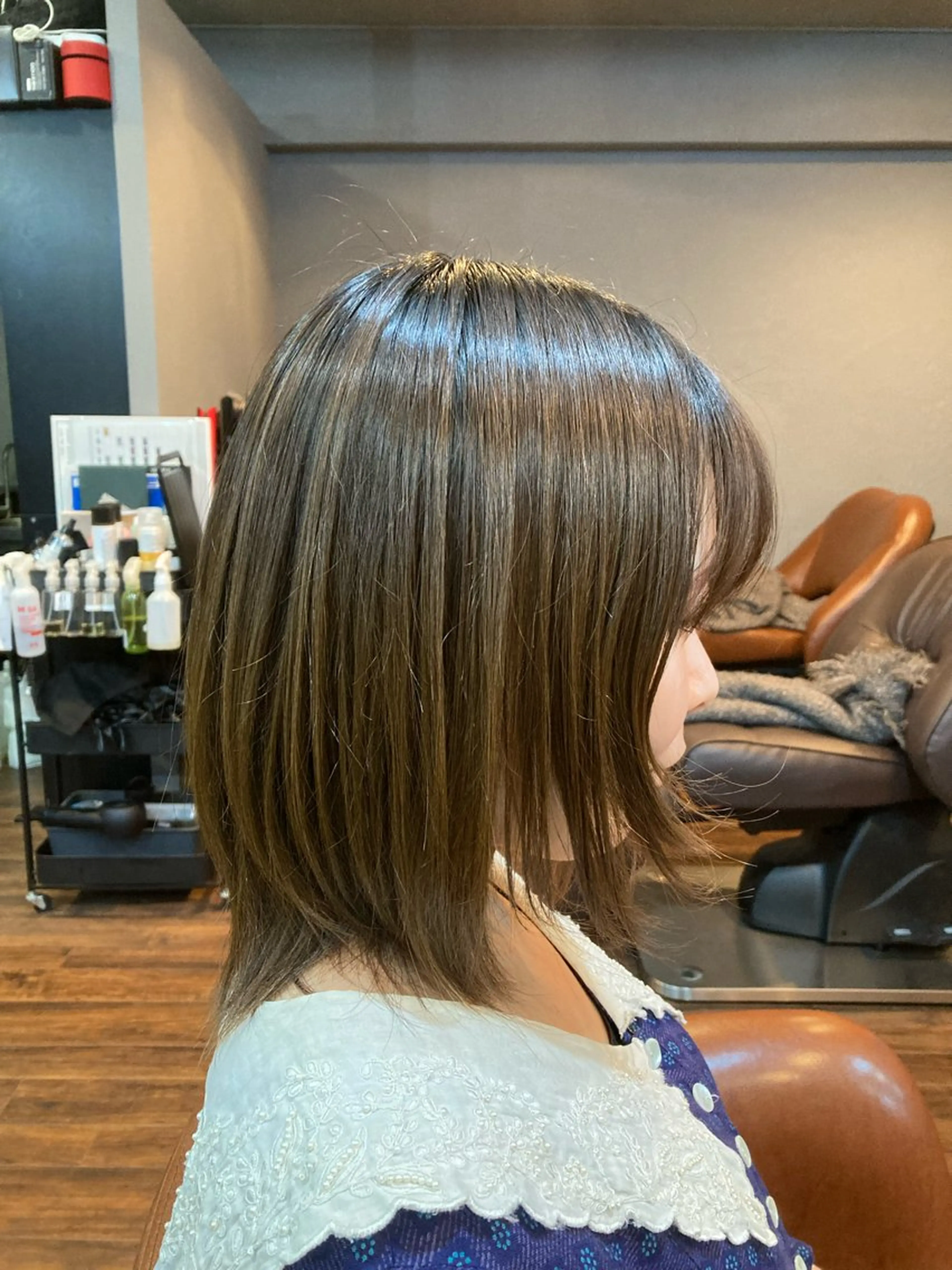 ミディアム カラー イルミナカラー ウルフカット カット ヘアカラー トリートメント FUGO harajuku所属・FUGO原宿【代表】 髪質改善/イイヌマのヘアスタイル