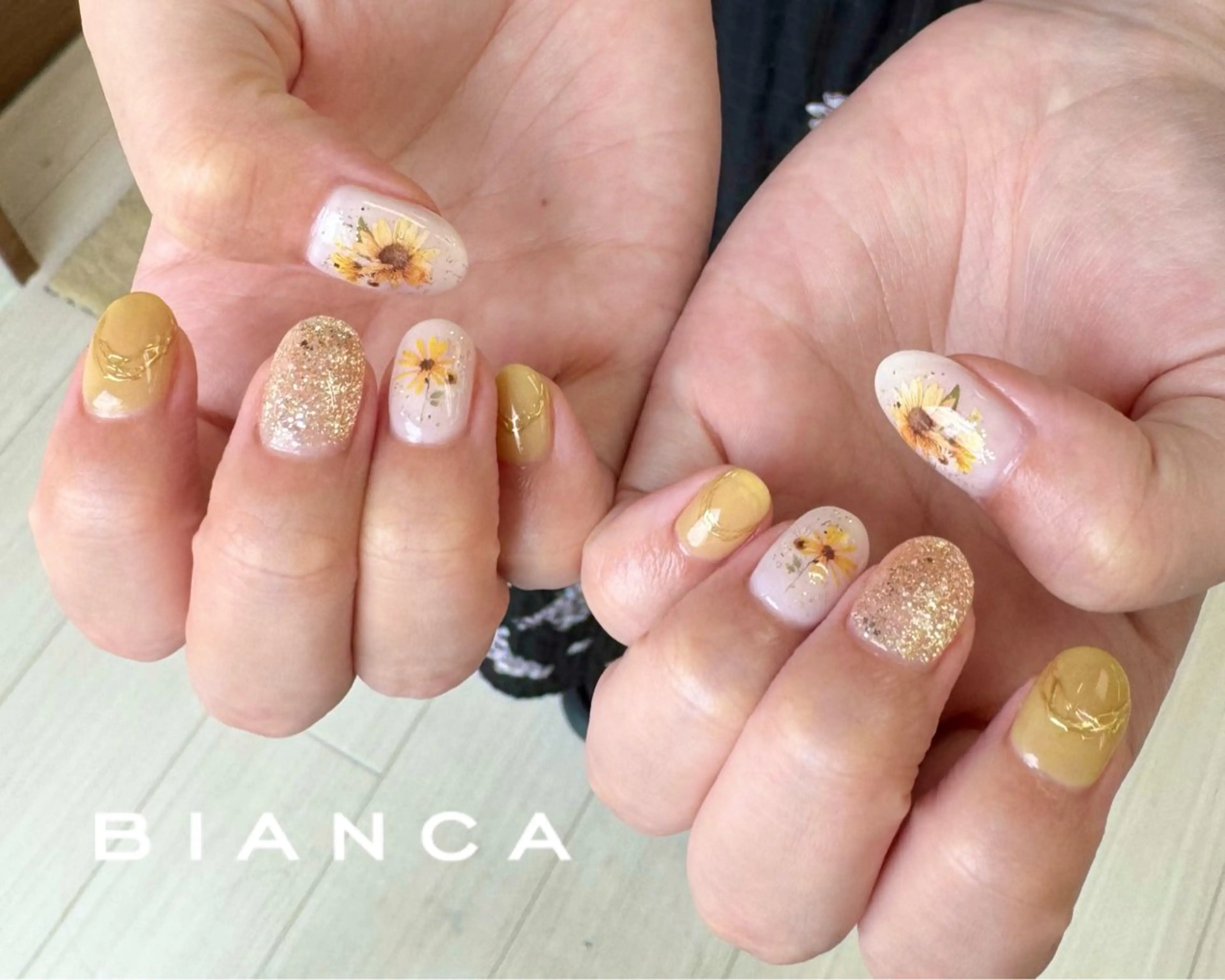 ネイル ビアンカ大宮ネイル 店長 モリサワのネイルデザイン