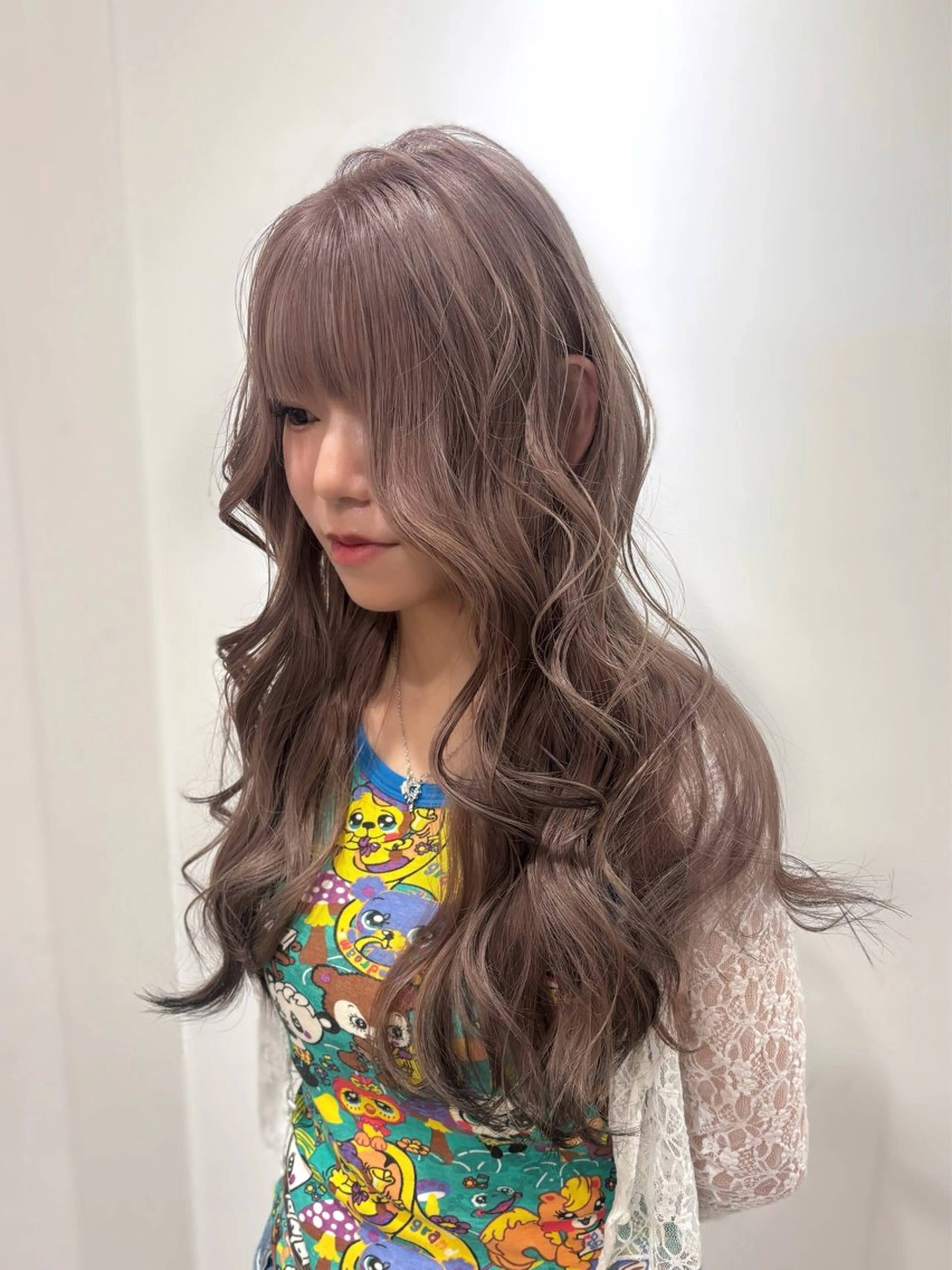 ロング カラー カット ヘアカラー トリートメント ハイトーン/ウルフ/ レイヤー/Asukaのヘアスタイル