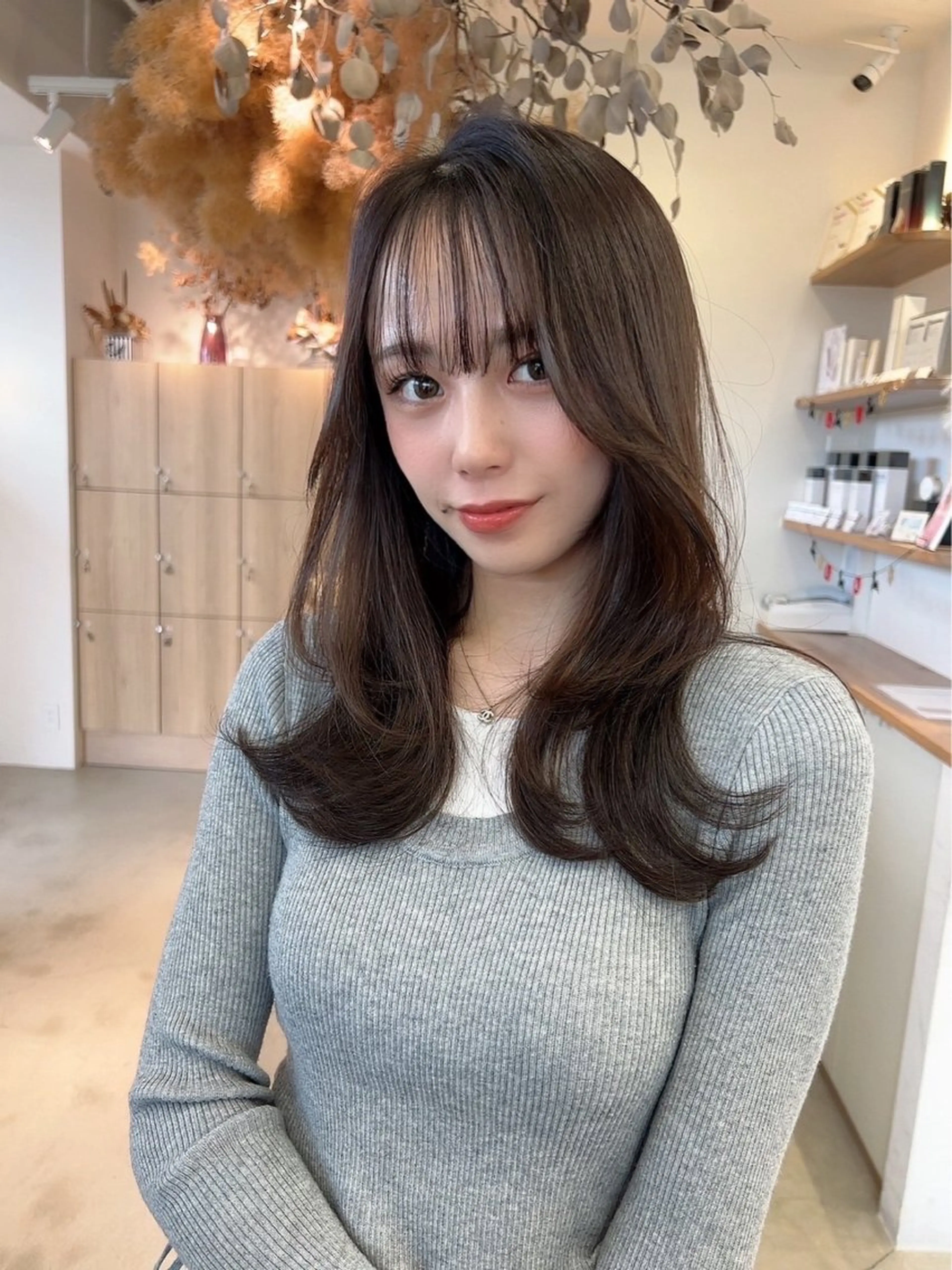 ロング カット ヘアカラー トリートメント vince. moekoのヘアスタイル