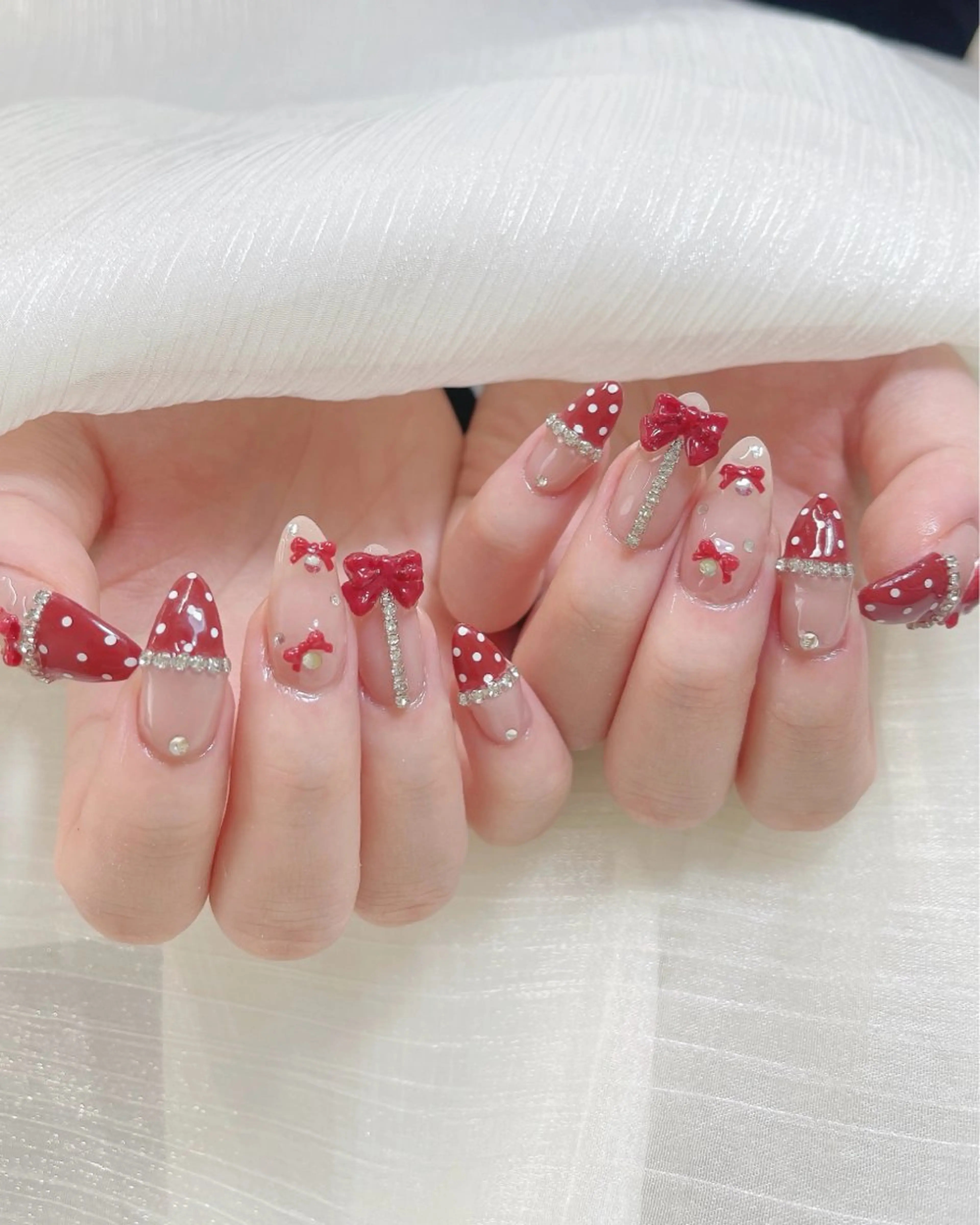 ネイル チークネイル ドット フレンチネイル ハート キラキラネイル ハンドネイル Speraネイル 大宮店🎀のネイルデザイン