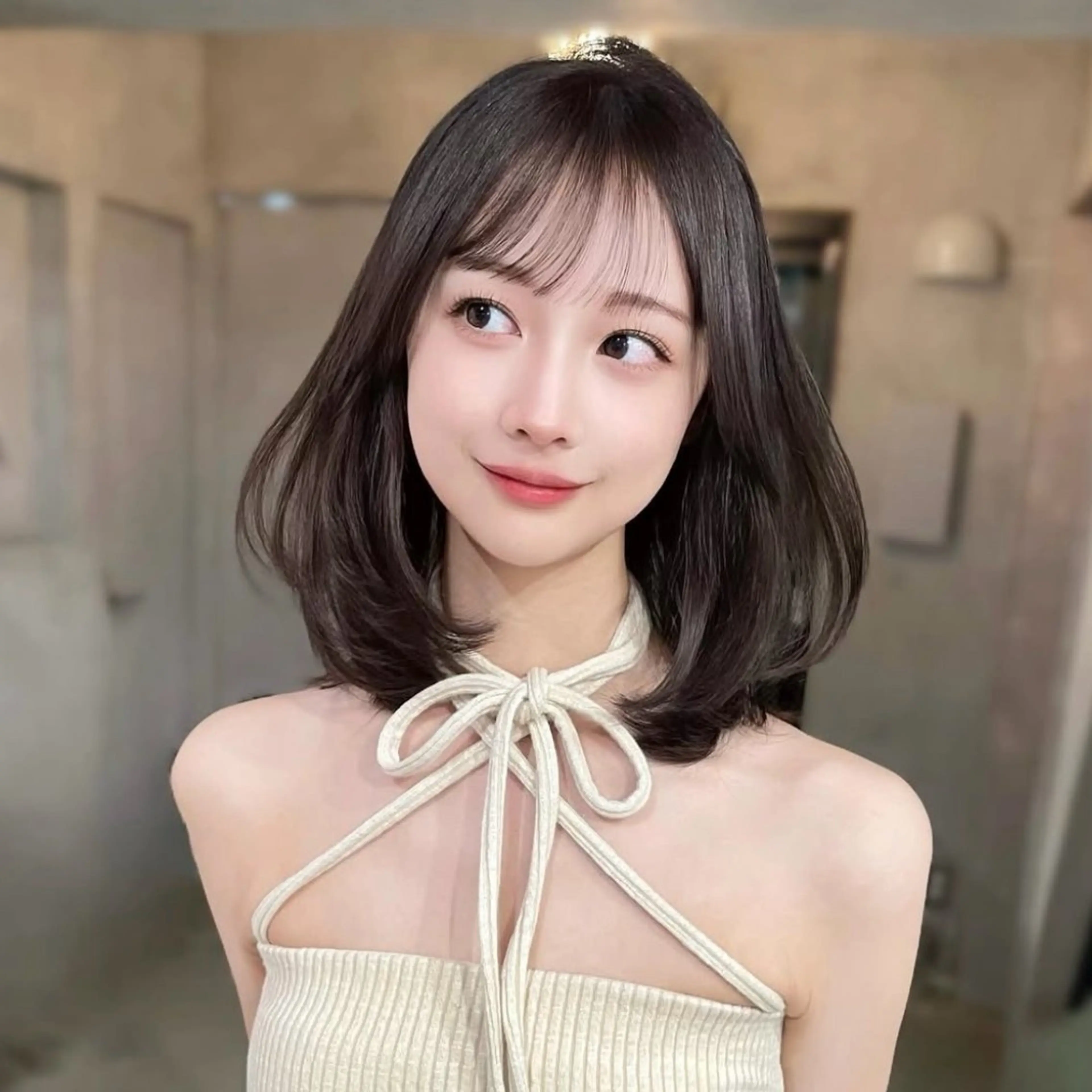 ショート カラー グレージュ ボブ 伸ばしかけ レイヤーカット モテ韓国ヘア/ レイヤー🤍RIKAのヘアスタイル