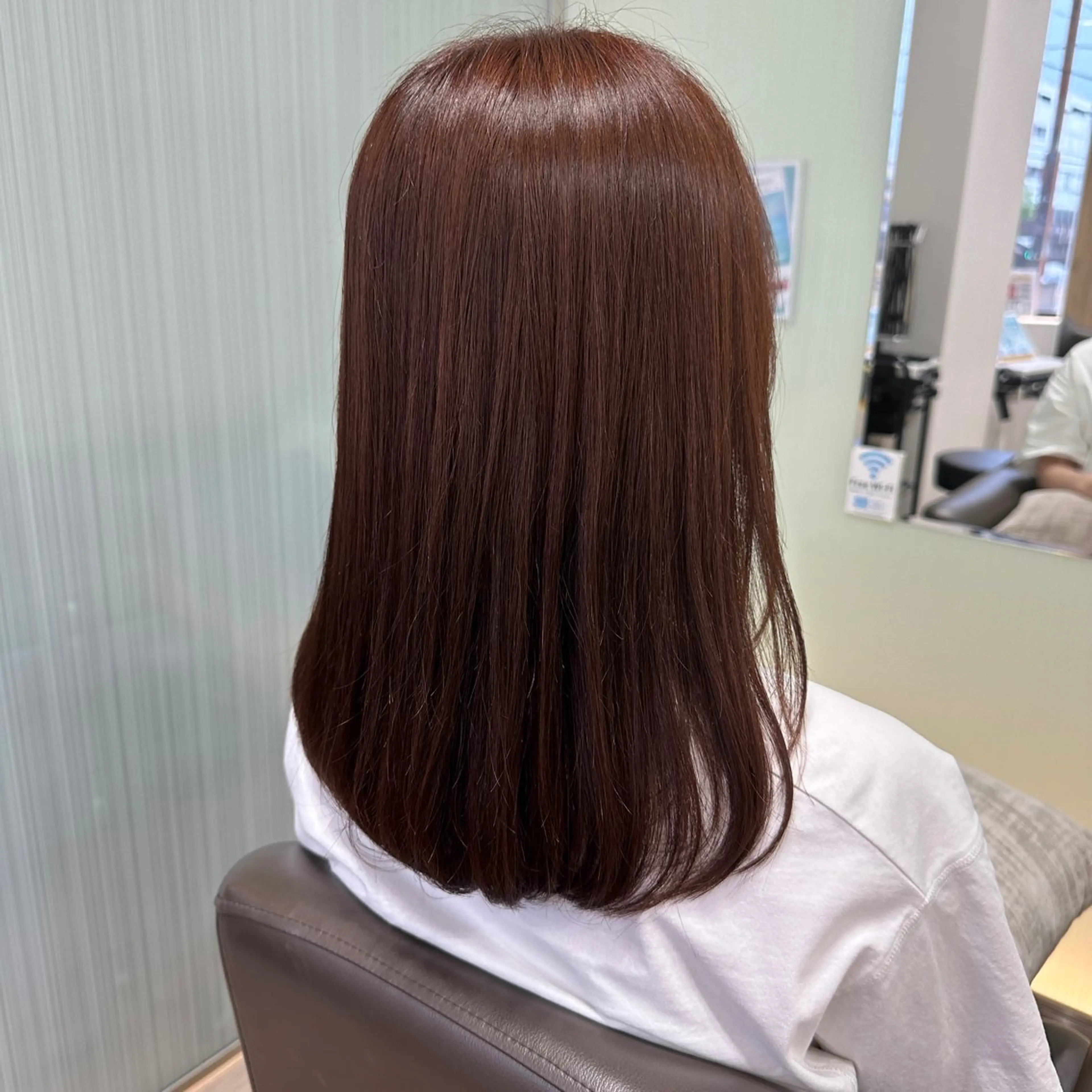 ミディアム オレンジブラウン カット ヘアカラー 大人可愛いスタイル 提案✨佐藤純菜のヘアスタイル