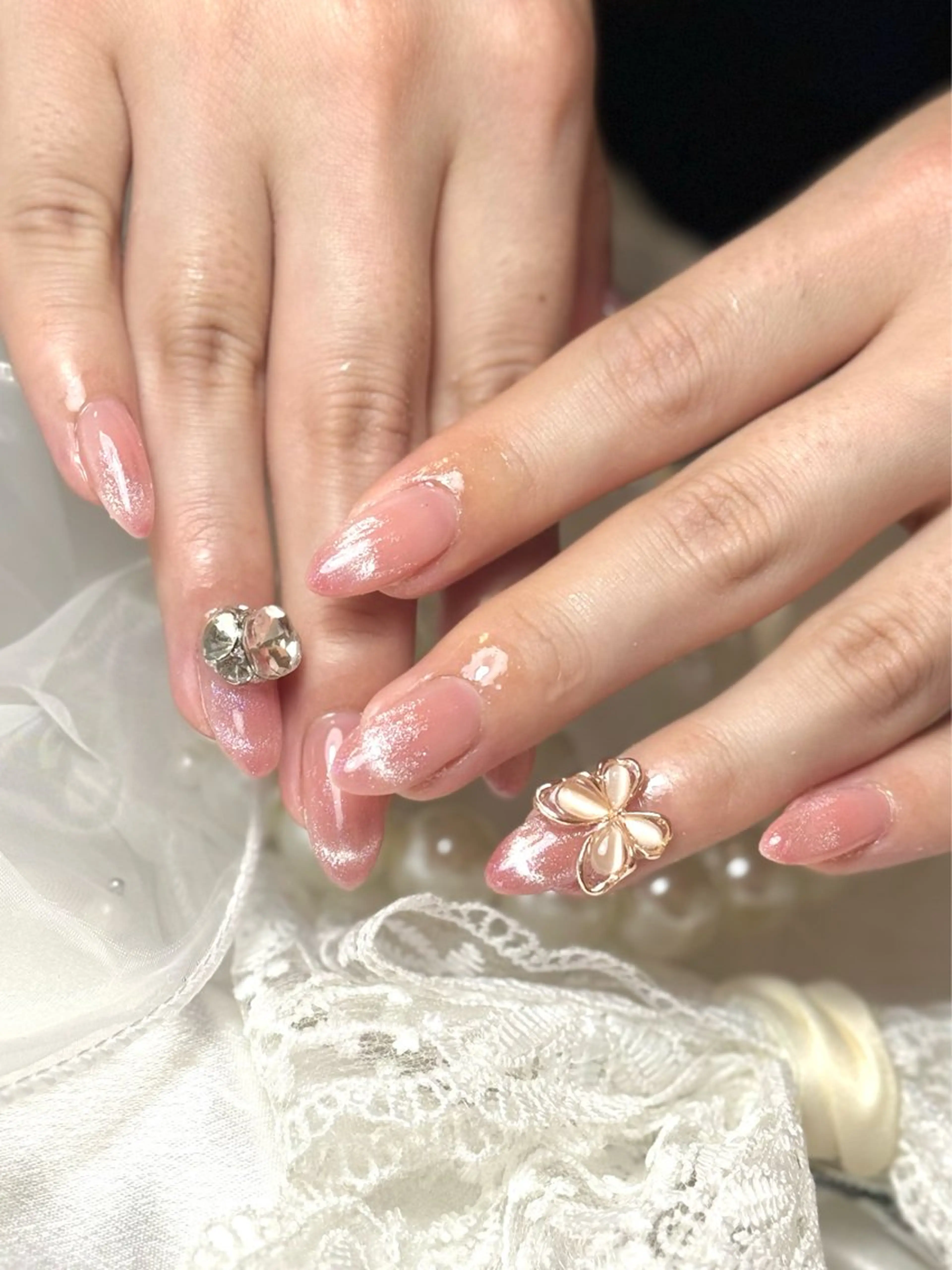 ネイル ハンドネイル ルシイ🎀新宿長さ 出しパーツ専門店のネイルデザイン