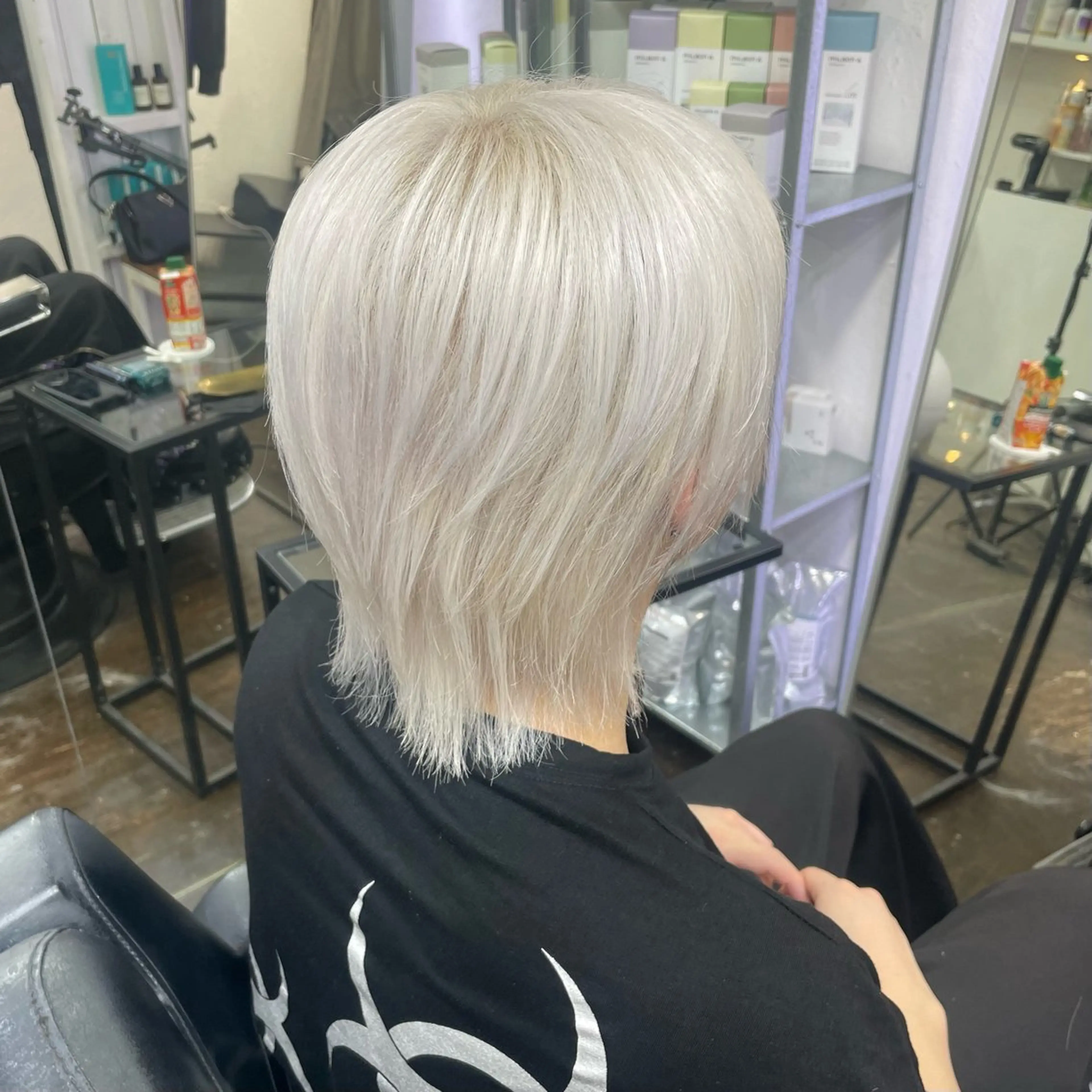 カラー メンズ メンズウルフカット ウルフカット カット ヘアカラー Je suis heureuse Miel所属・🐩艶カラー/ chisato🌙のヘアスタイル