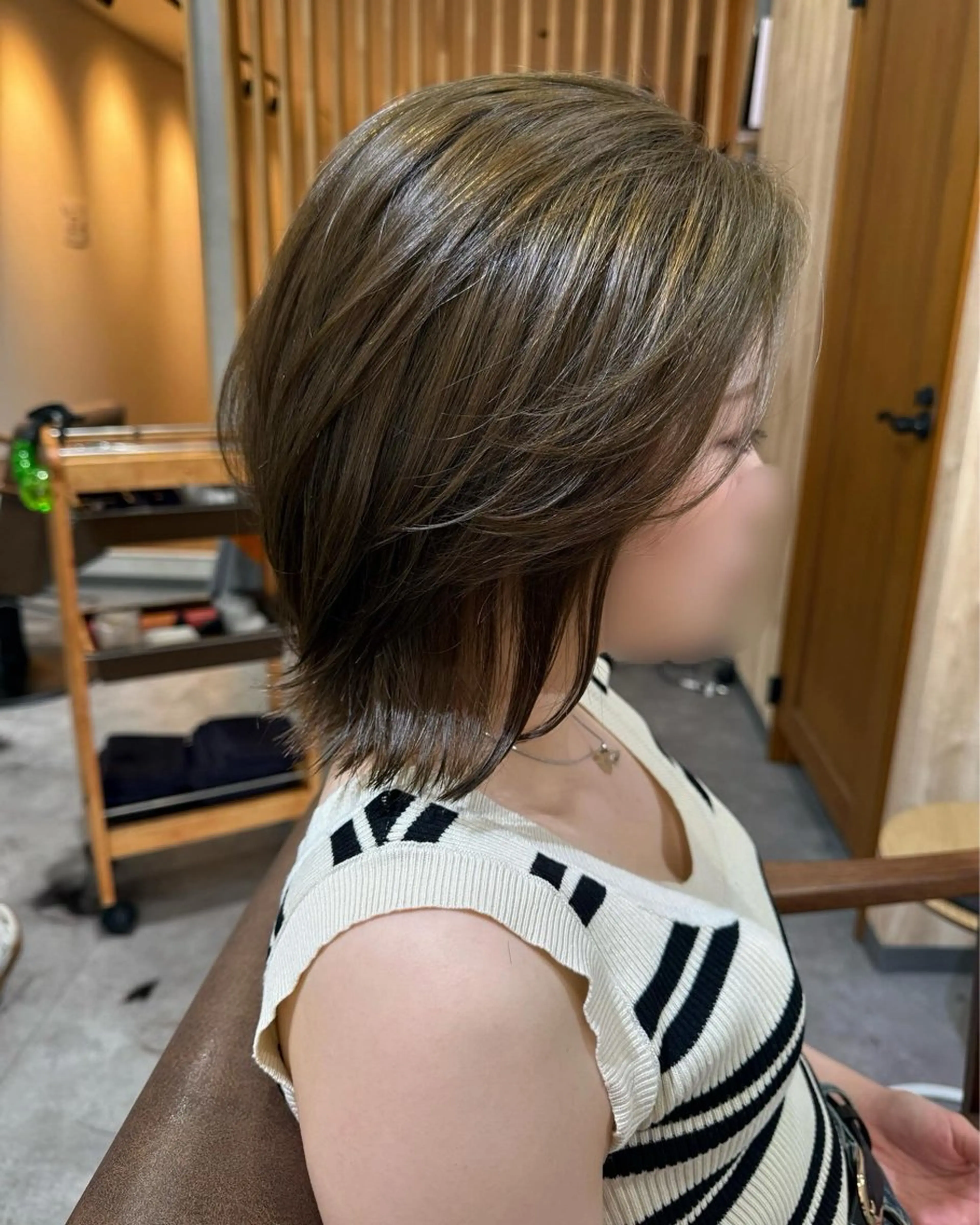 ショート カラー Bish Yanaのヘアスタイル