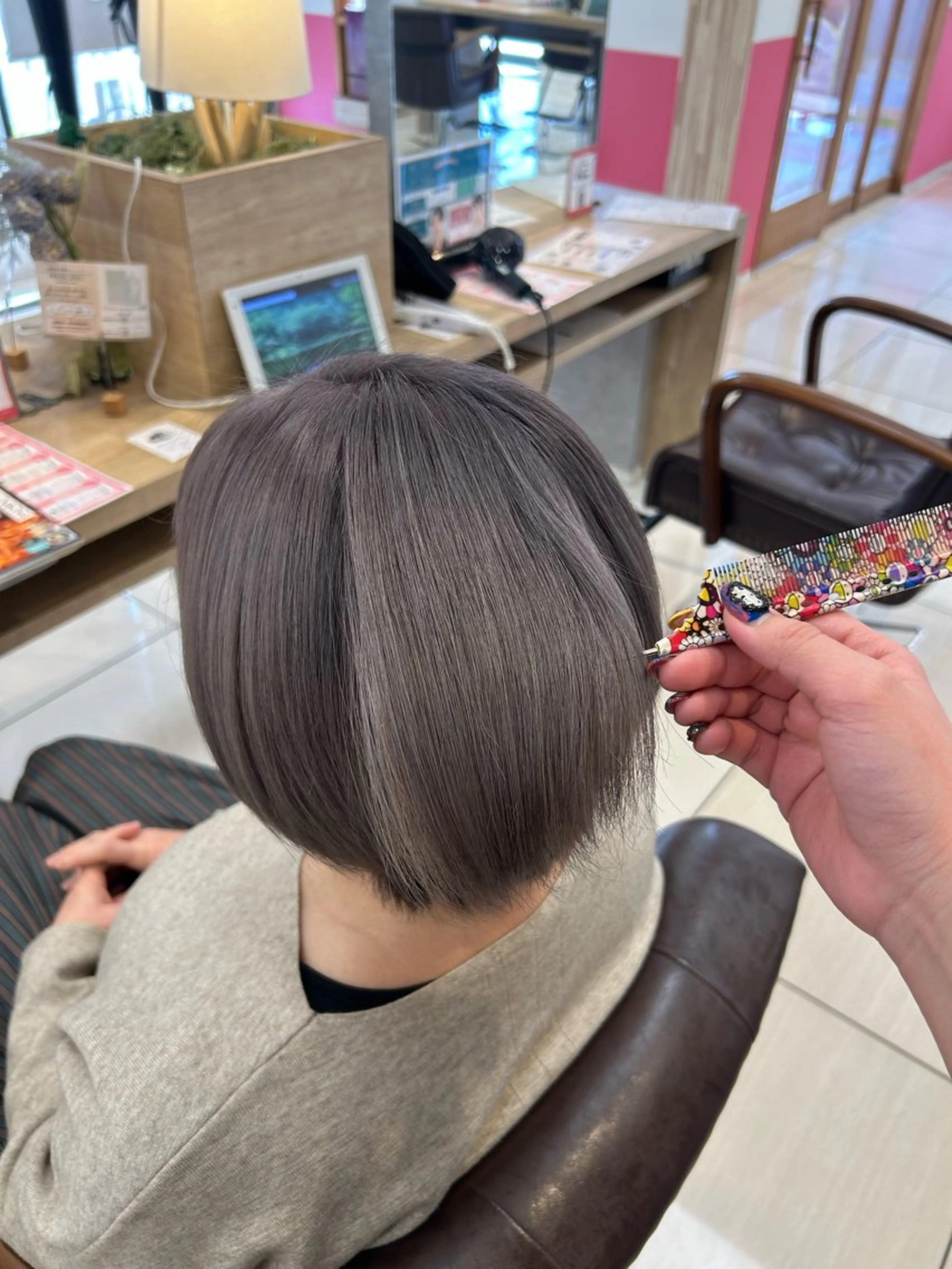 カラー 福田 実佑のヘアスタイル