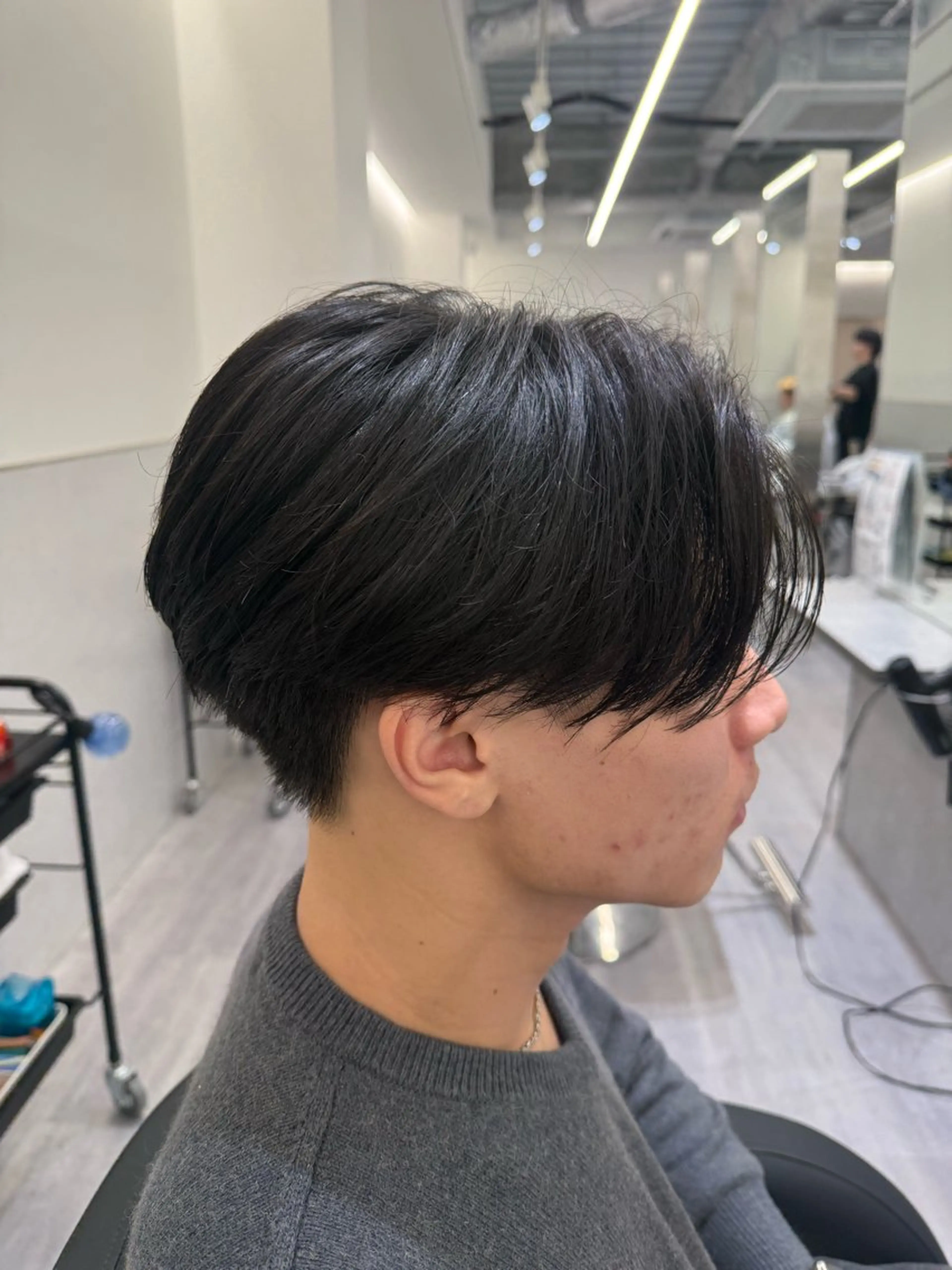 ショート メンズ センターパート タクミ/名駅/栄 メンズ特化型美容師のヘアスタイル