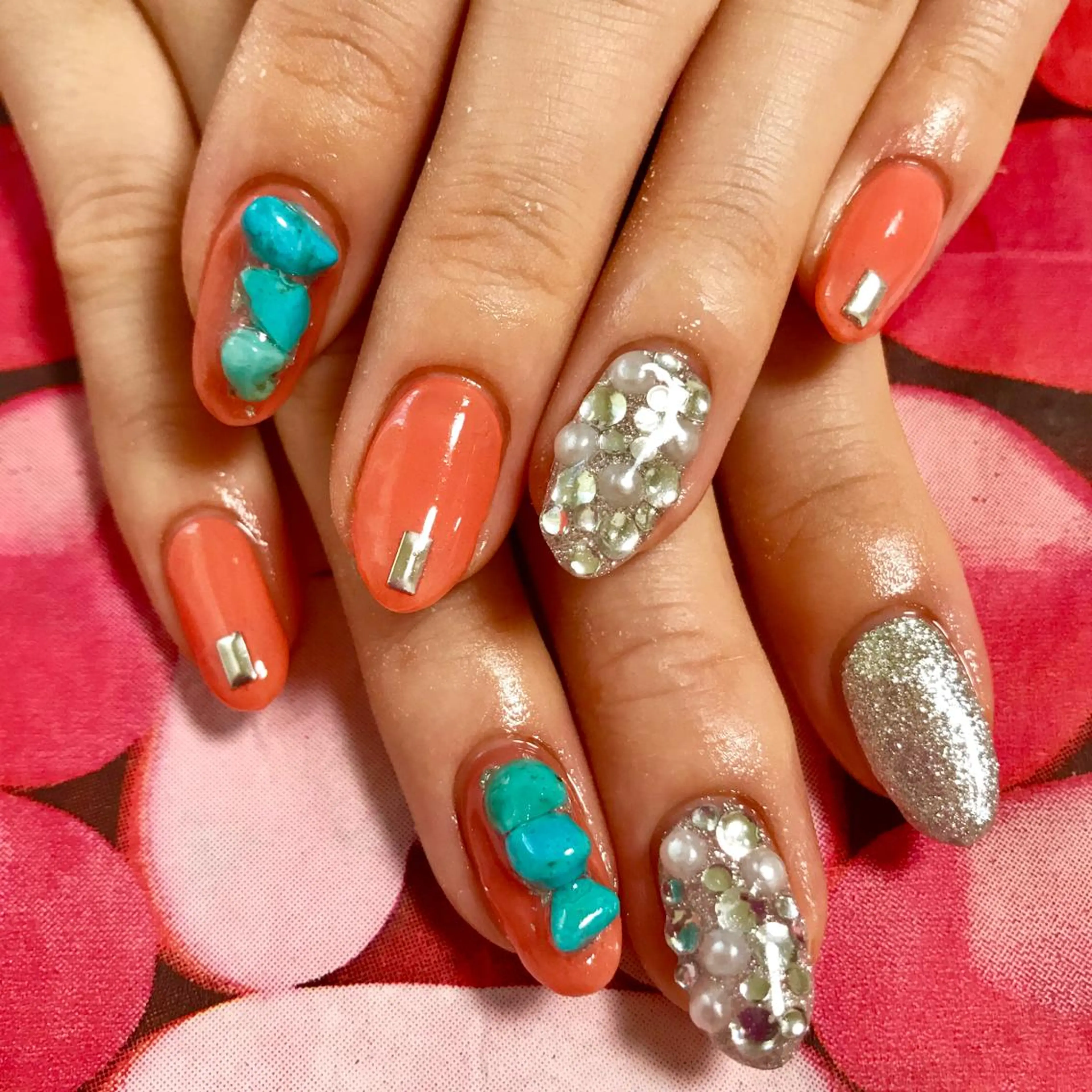 ネイル LOVEnail tomoのネイルデザイン