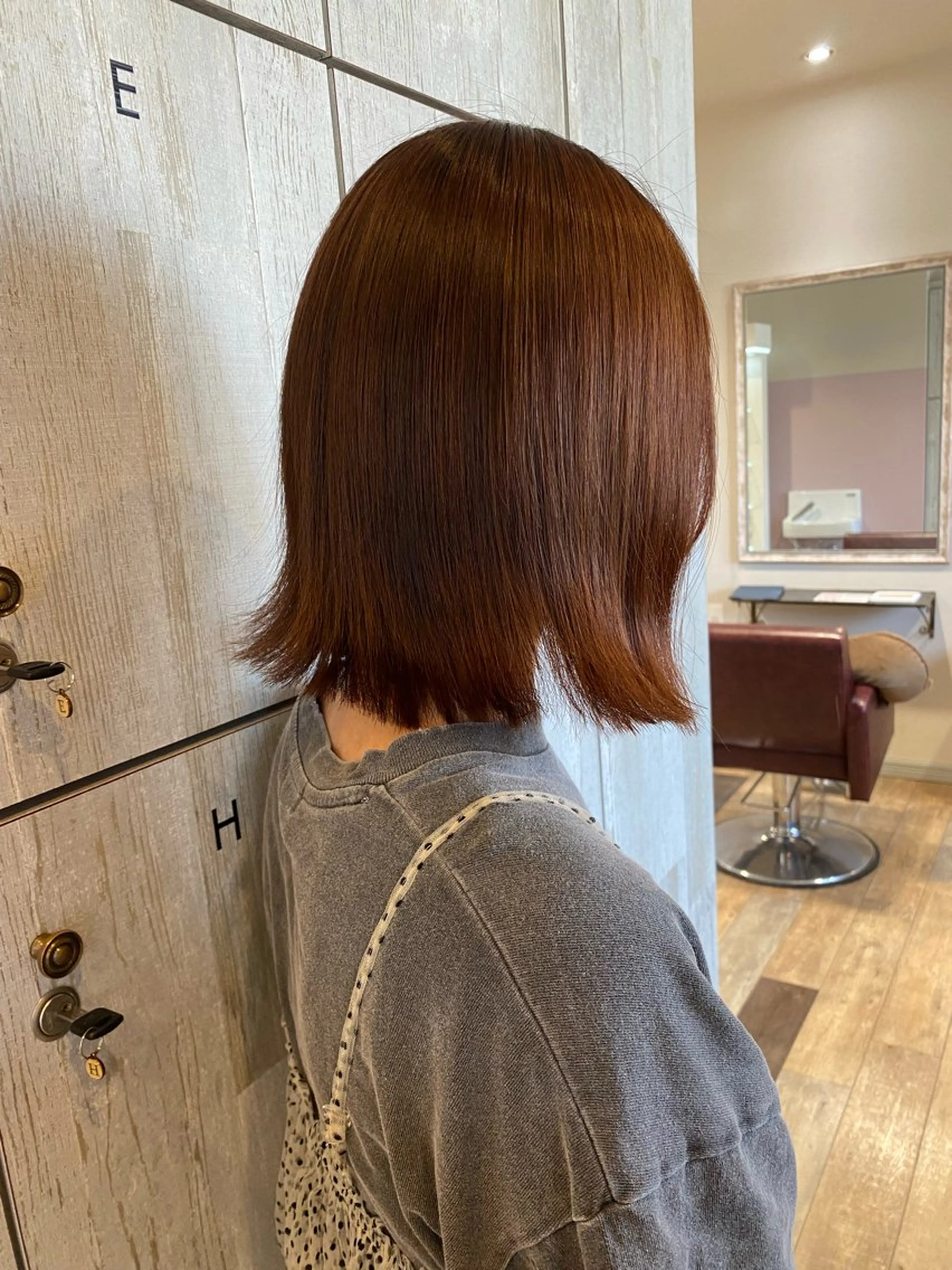 ショート カラー ブラウンカラー ボブ あいさ🤍ムラ無しカ ラー🤍のヘアスタイル