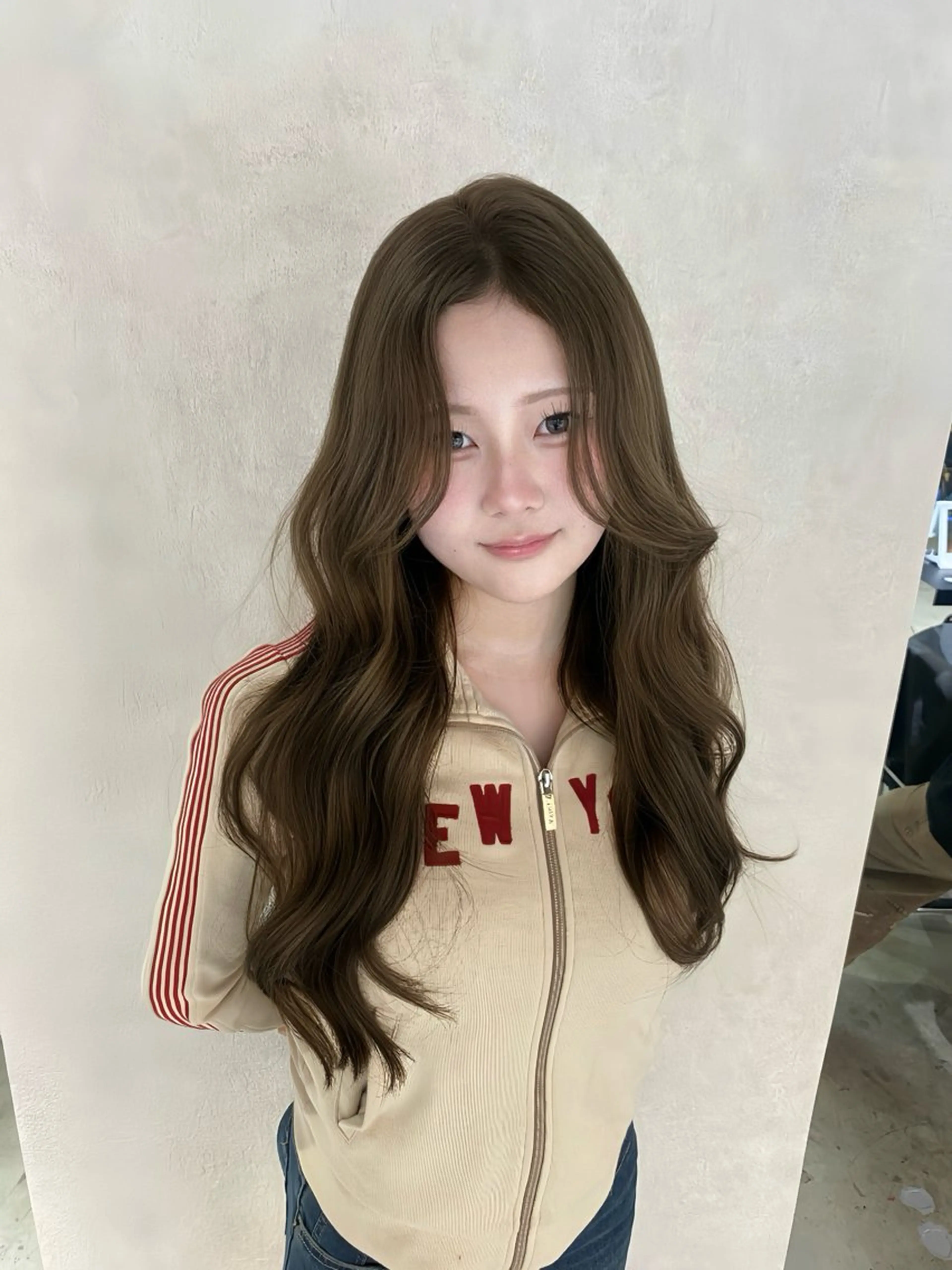 ロング カラー 透明感カラー 伸ばしかけ ヘアカラー トレンドスタイル/ ワンホン/YURIのヘアスタイル