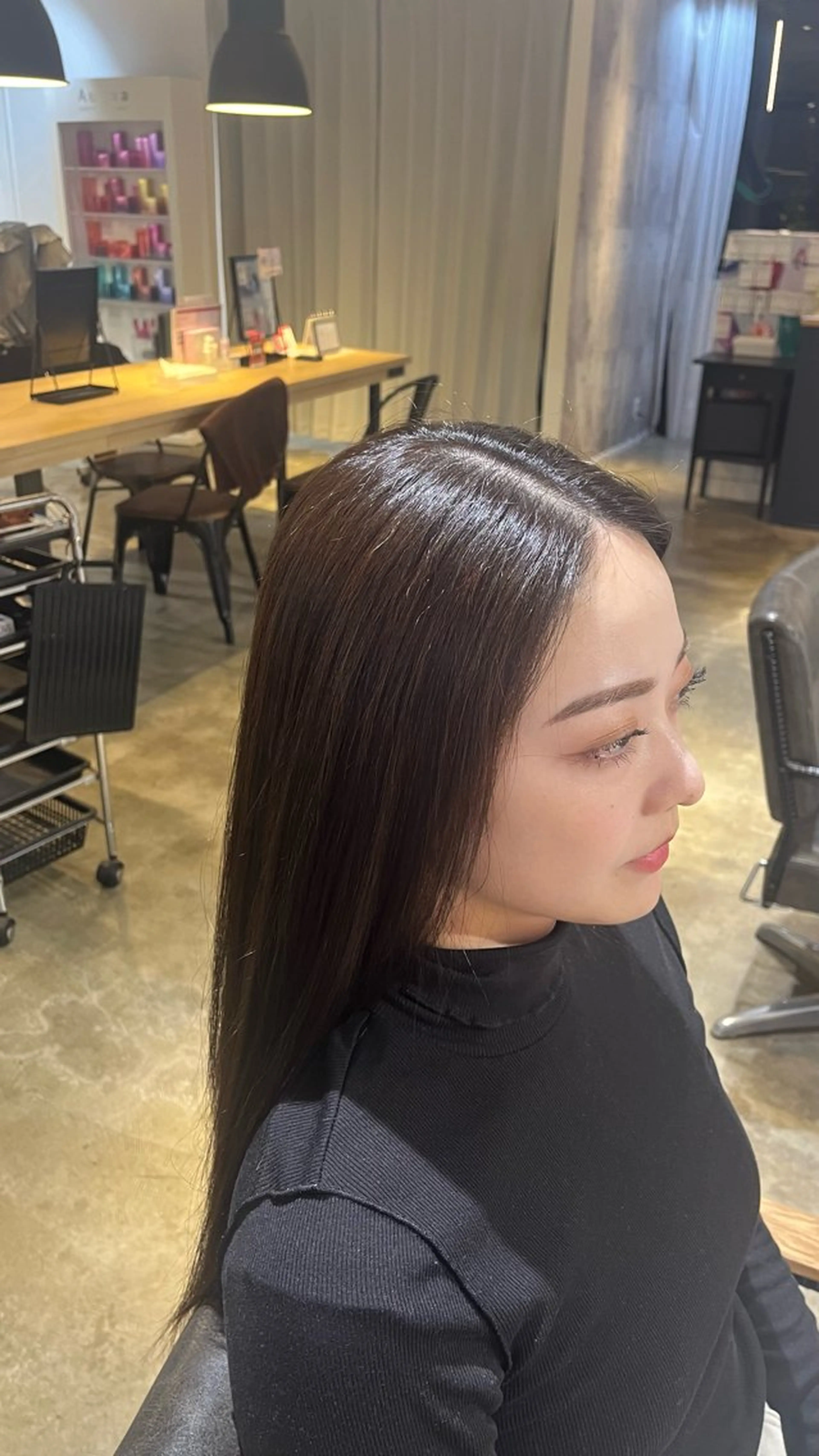 ロング カラー momo/髪質改善 /コテ巻きパーマのヘアスタイル