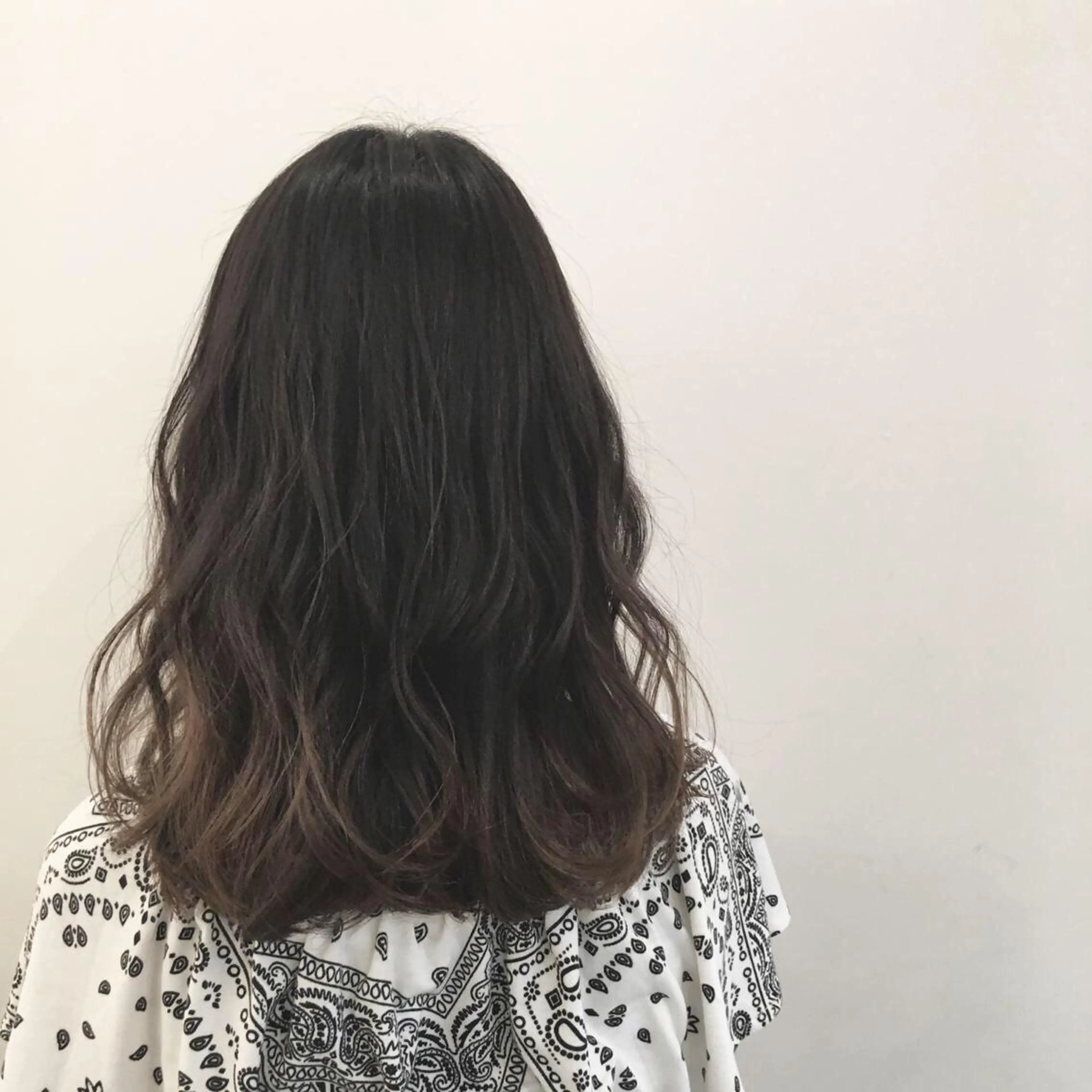 セミロング カラー 高橋胡桃🪽 ディレクターのヘアスタイル