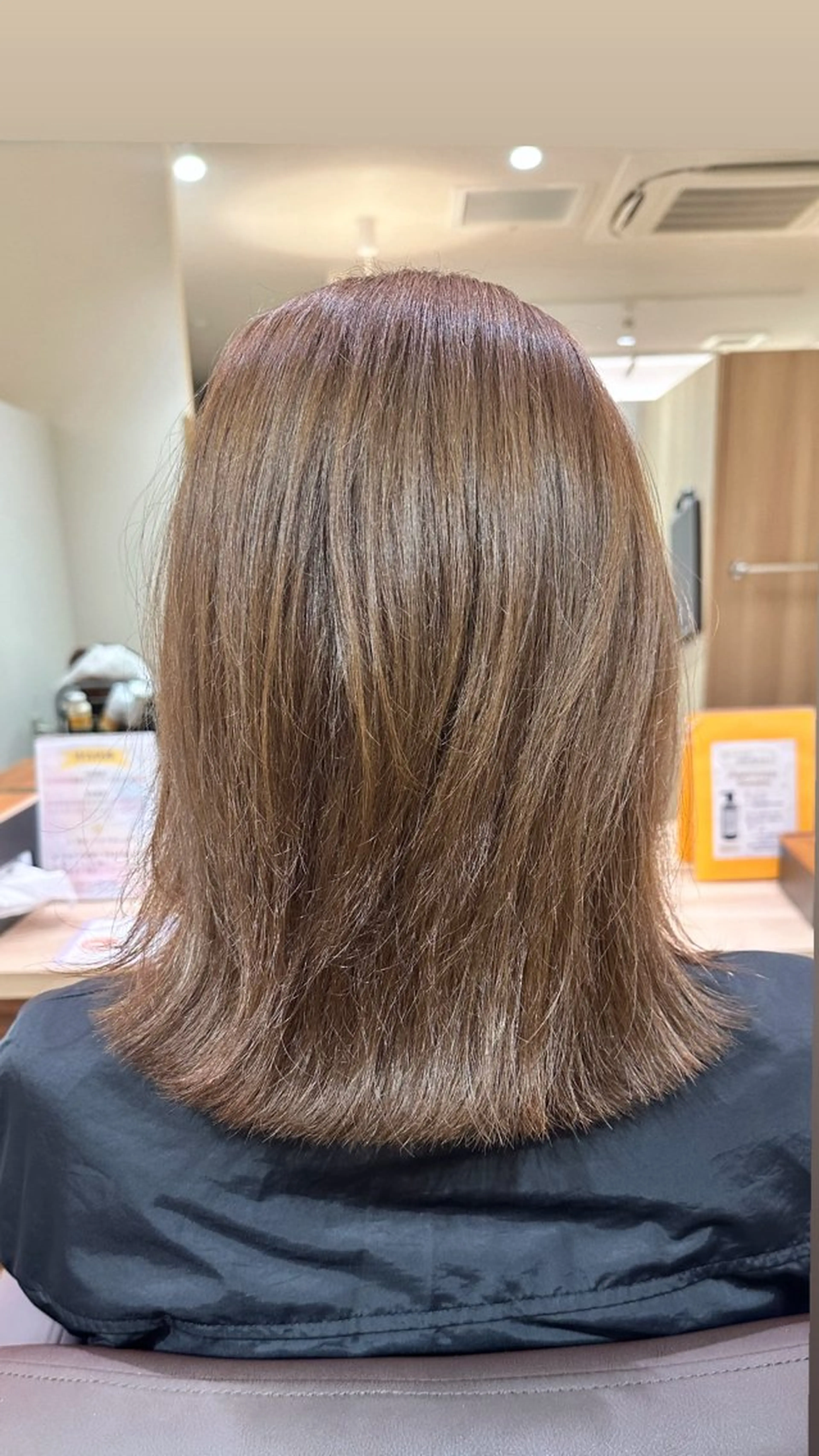 ミディアム カラー ブリーチ ブリーチなしカラー 飯塚 優希のヘアスタイル