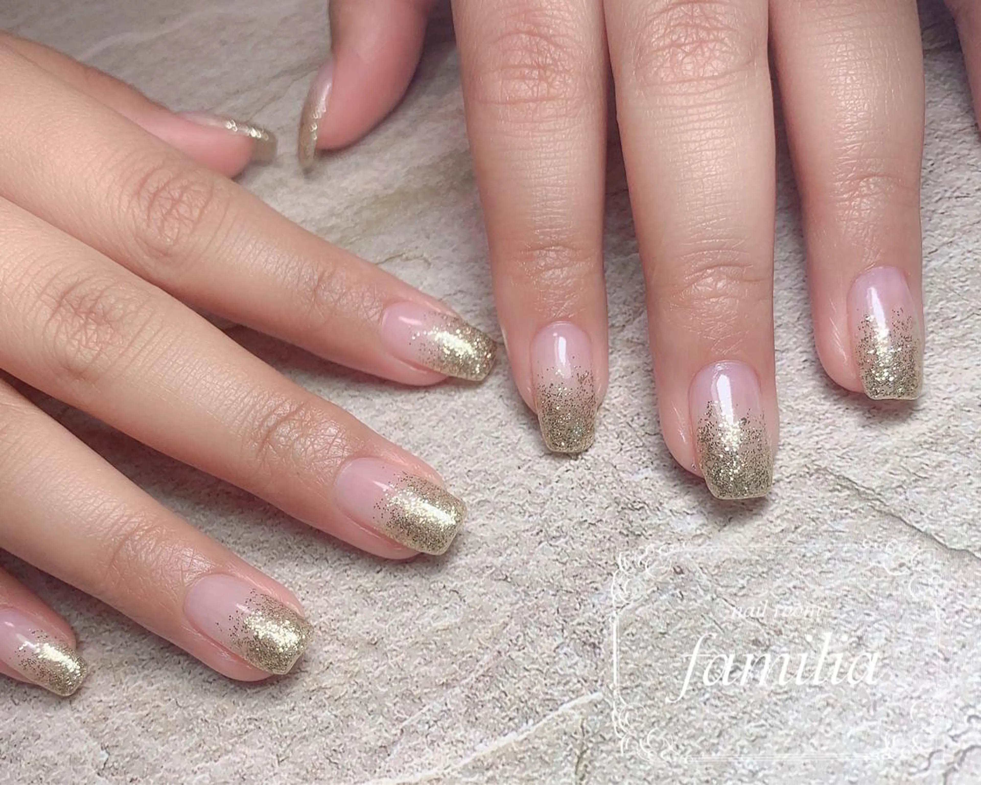 ネイル ハンドネイル -nailroom- familiaのネイルデザイン