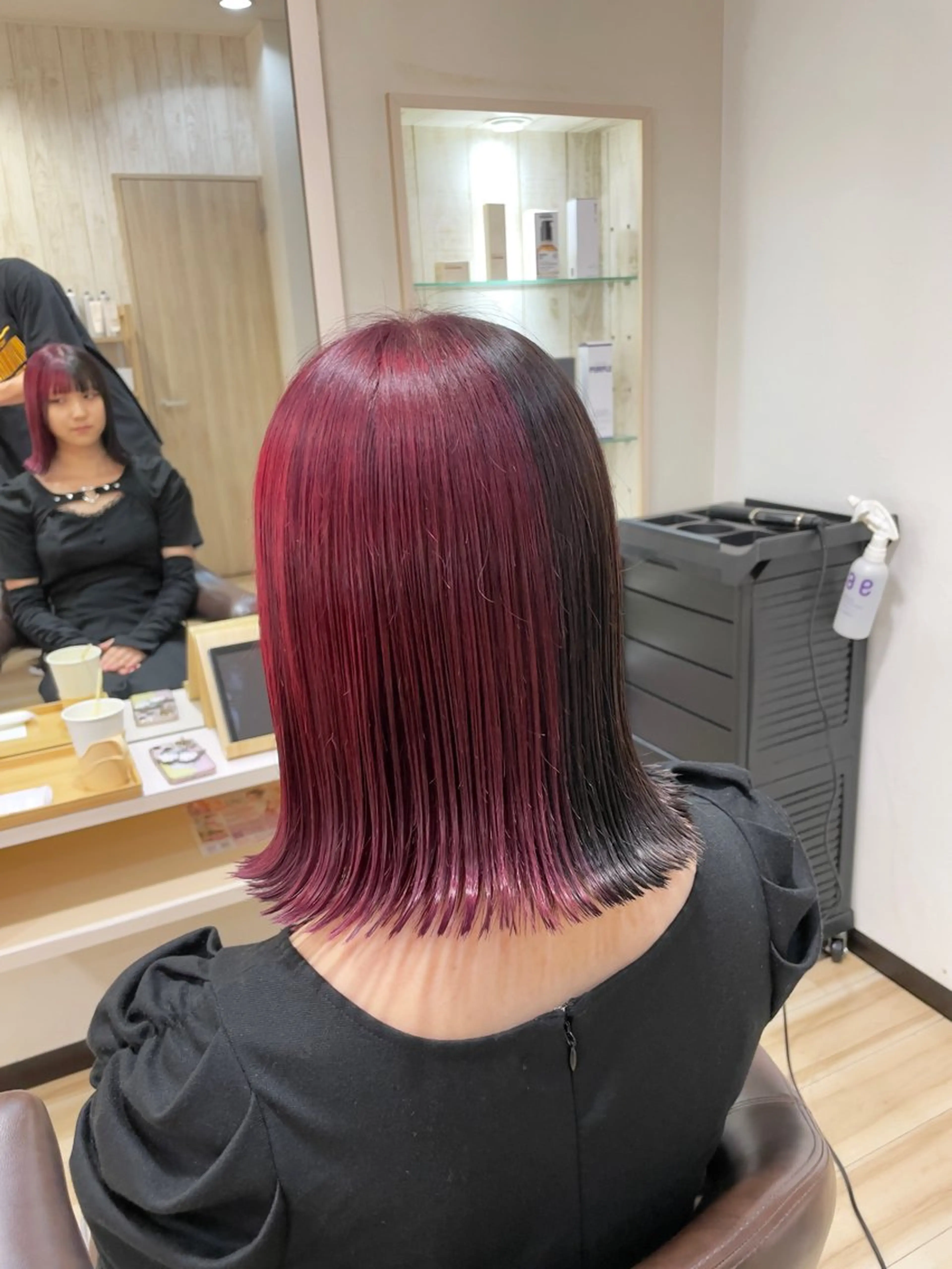 ミディアム カラー 🌈派手髪ハイトーン 🌈鈴木亮太🌈のヘアスタイル