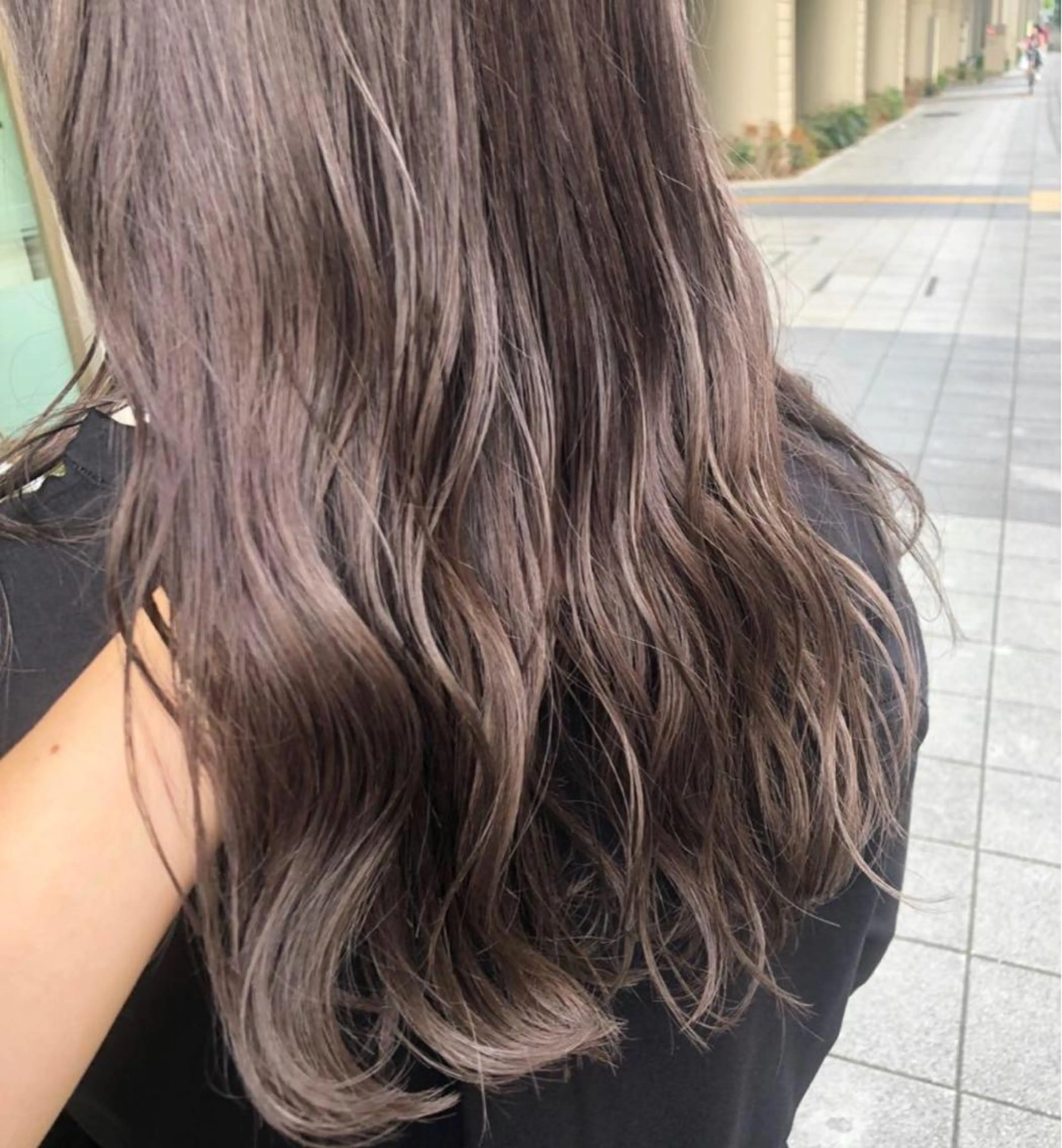 ロング カラー パーマ ヘアアレンジ 透明感カラー ハイライトカラー ハイライト カット ヘアカラー 縮毛矯正 トリートメント ニシダヒカリ🌙 髪質改善×似合わせのヘアスタイル