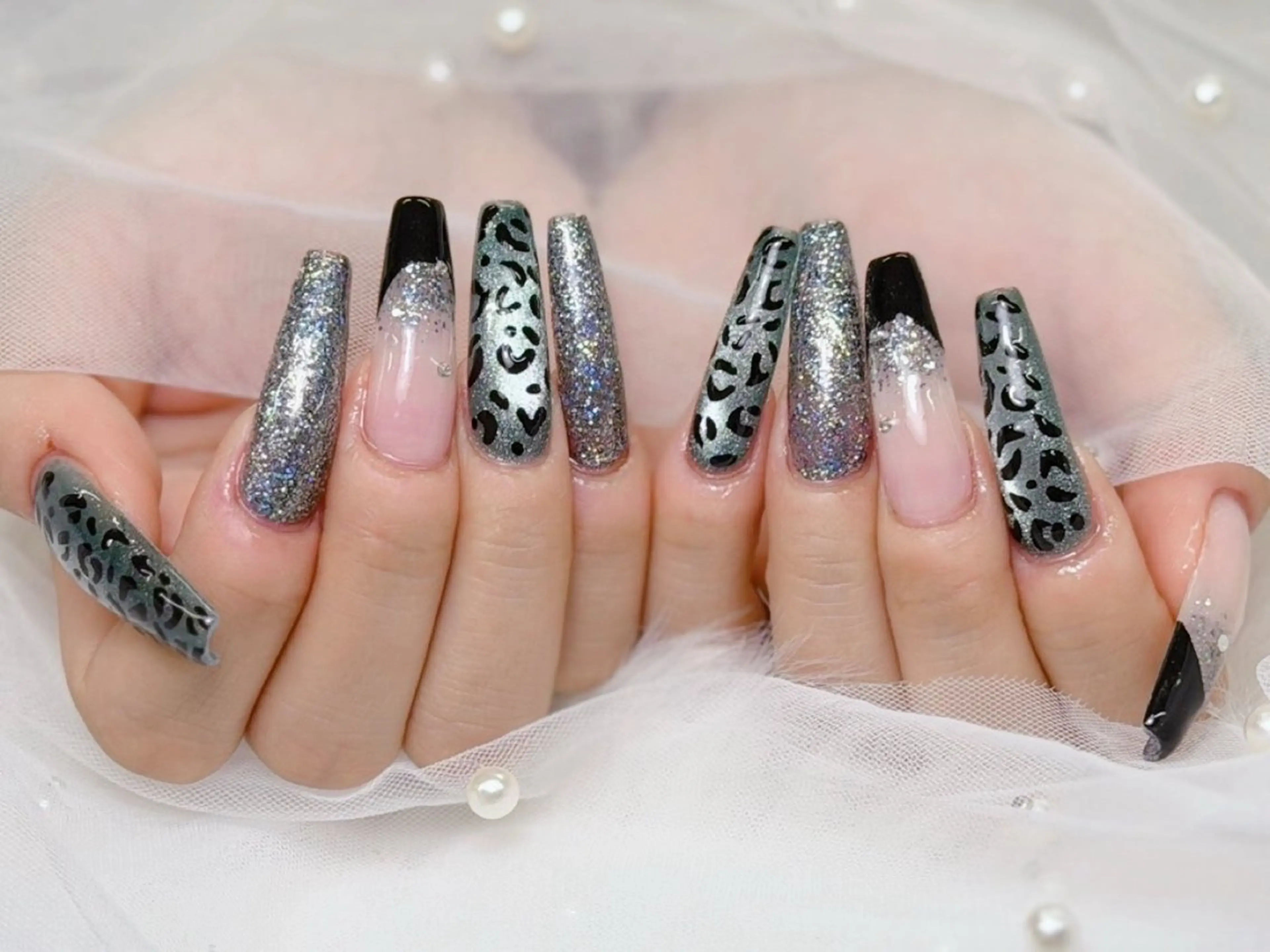 ネイル lucky nail 歌舞伎町のネイルデザイン