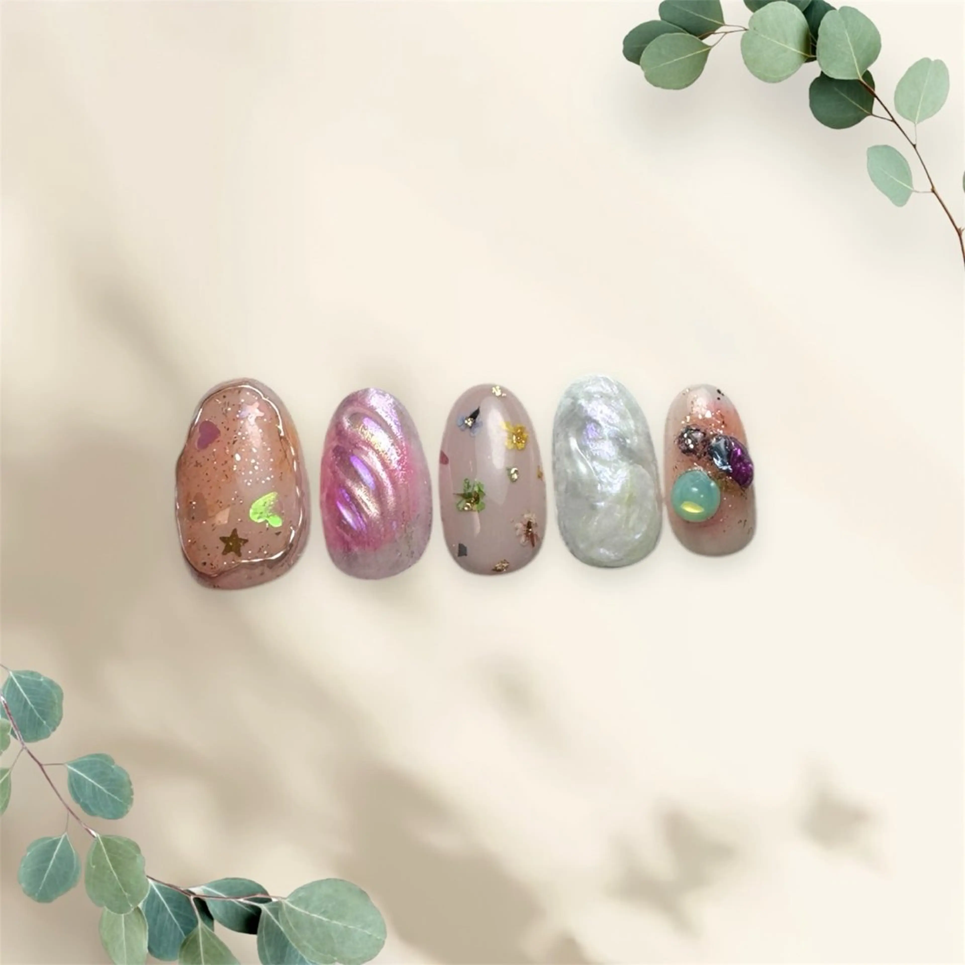 ショート ハンドネイル watanabe miyuuのネイルデザイン