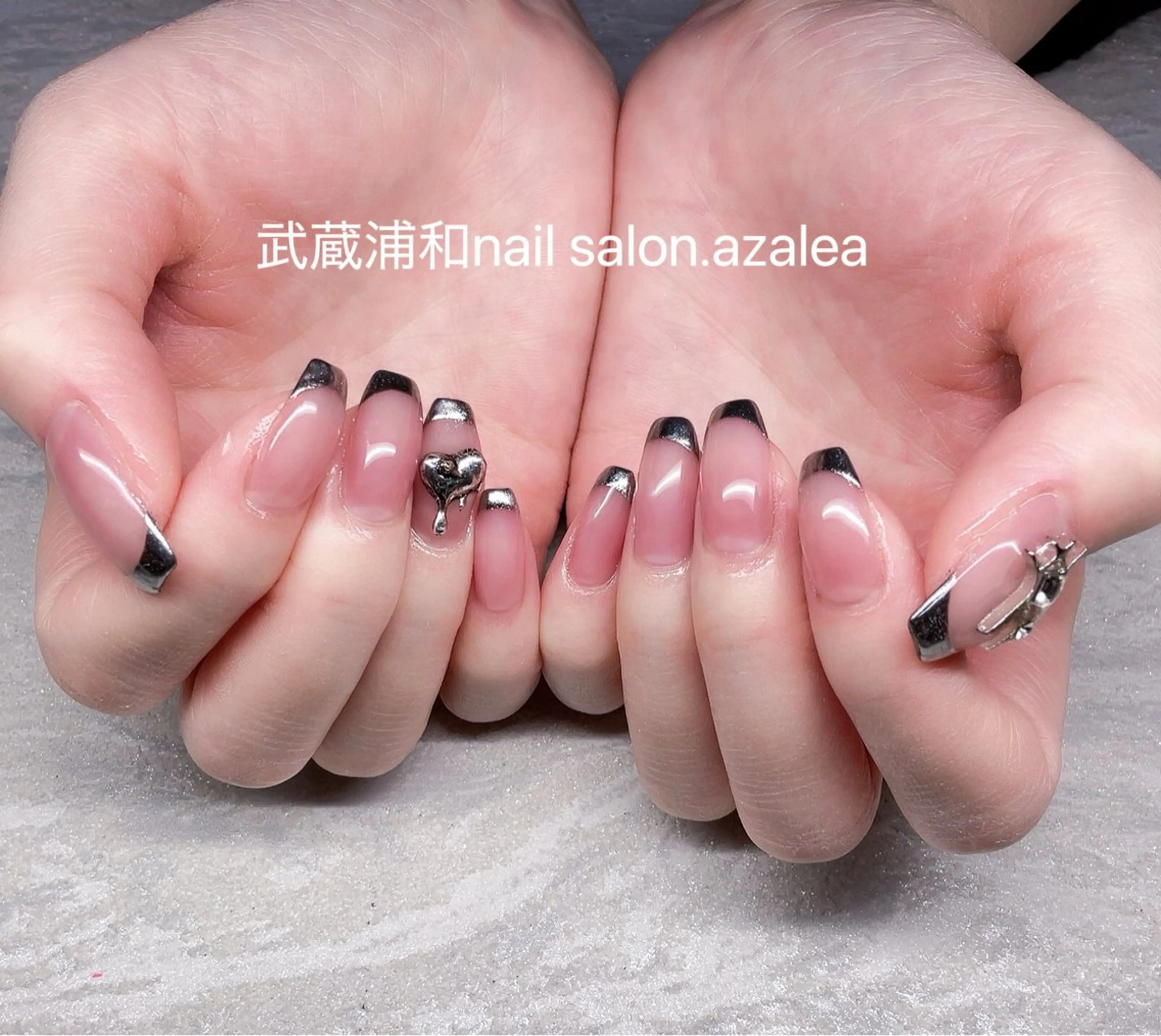 ネイル ハンドネイル R inのネイルデザイン