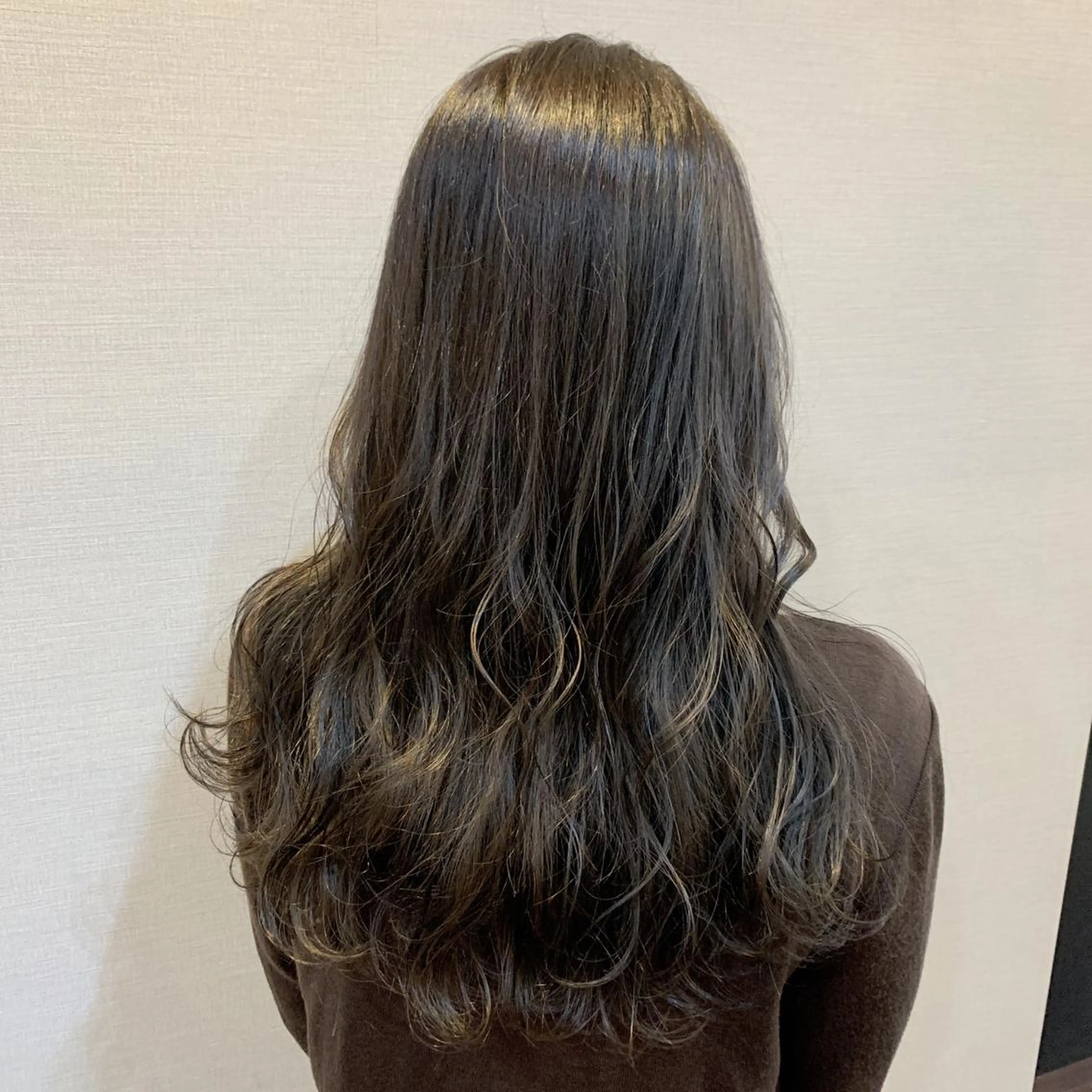 ロング カラー HairDesign Azurのヘアスタイル