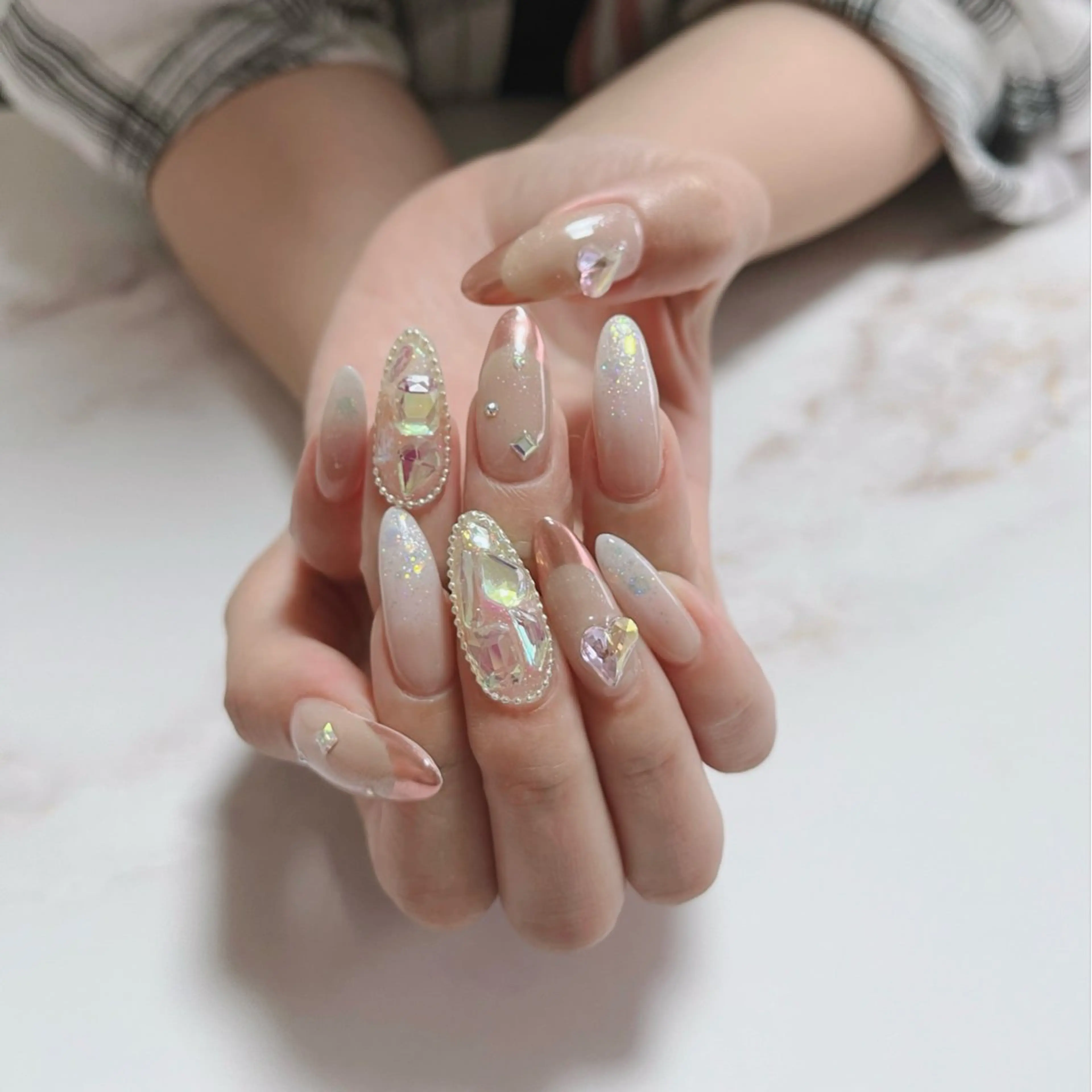 ネイル フレンチネイル ミラーネイル ハンドネイル nailland♡ Airiのネイルデザイン