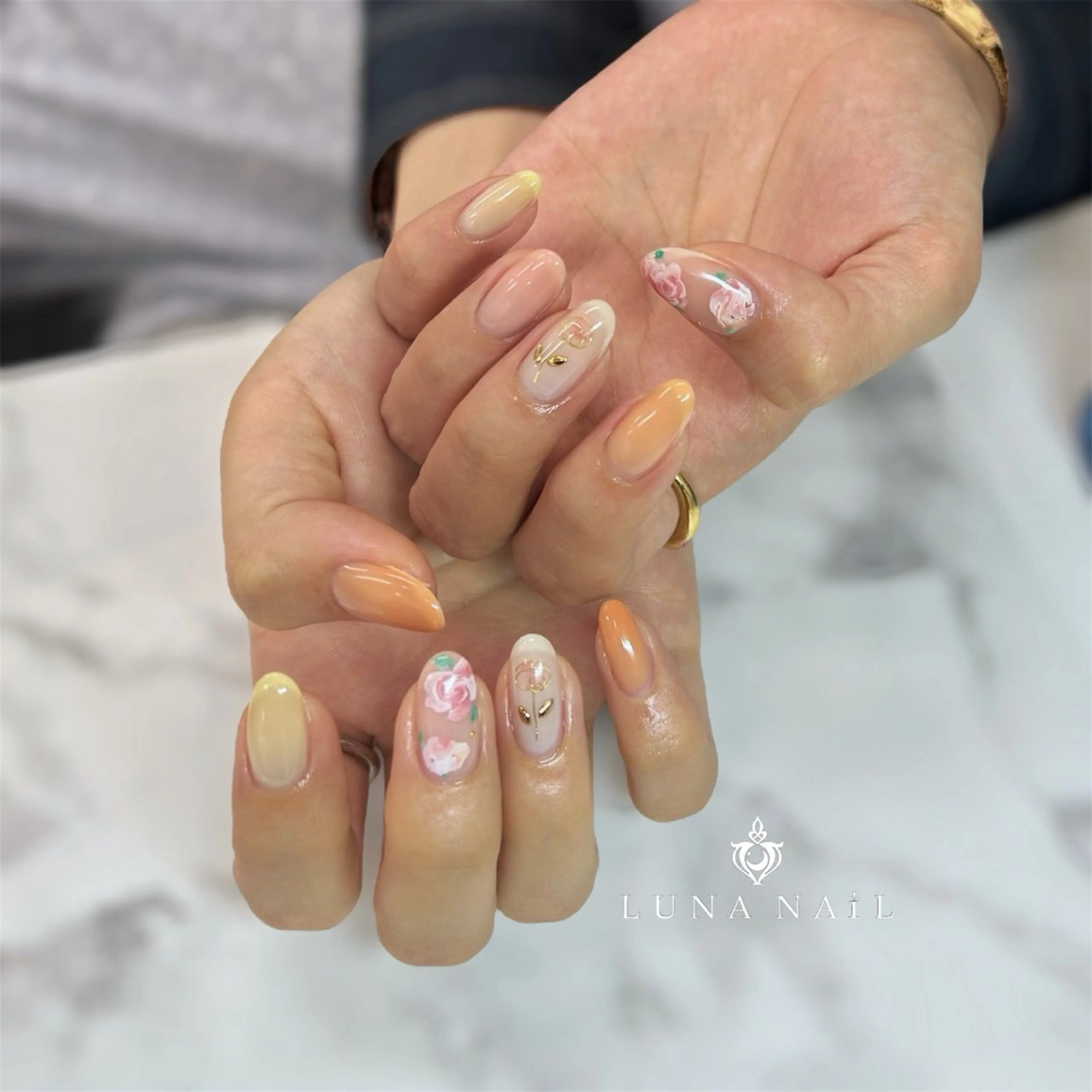 ネイル アトリエ　ミモザ所属・いまむら あかりのネイルデザイン