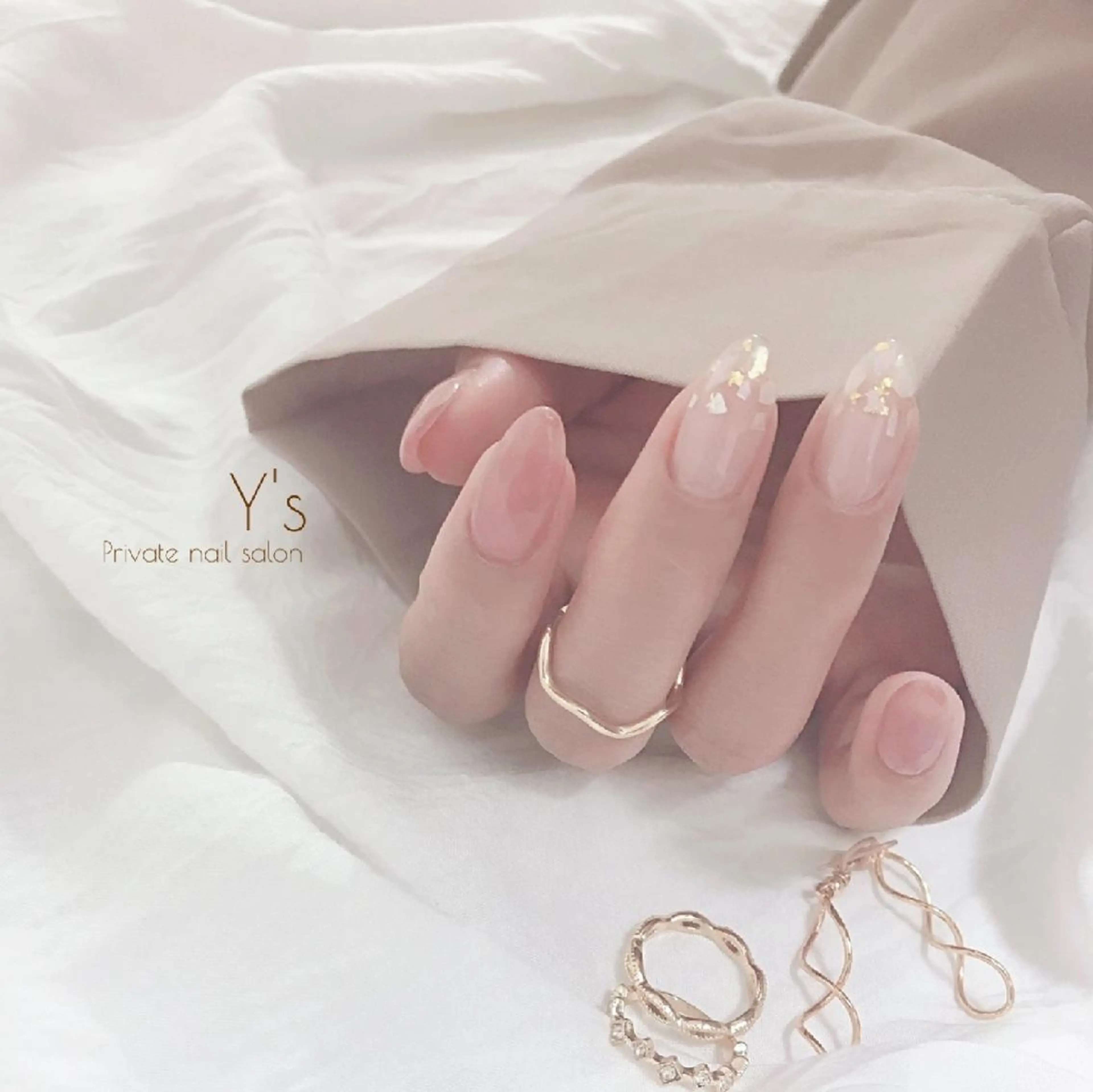 ネイル YUMI NAGAI  のネイルデザイン