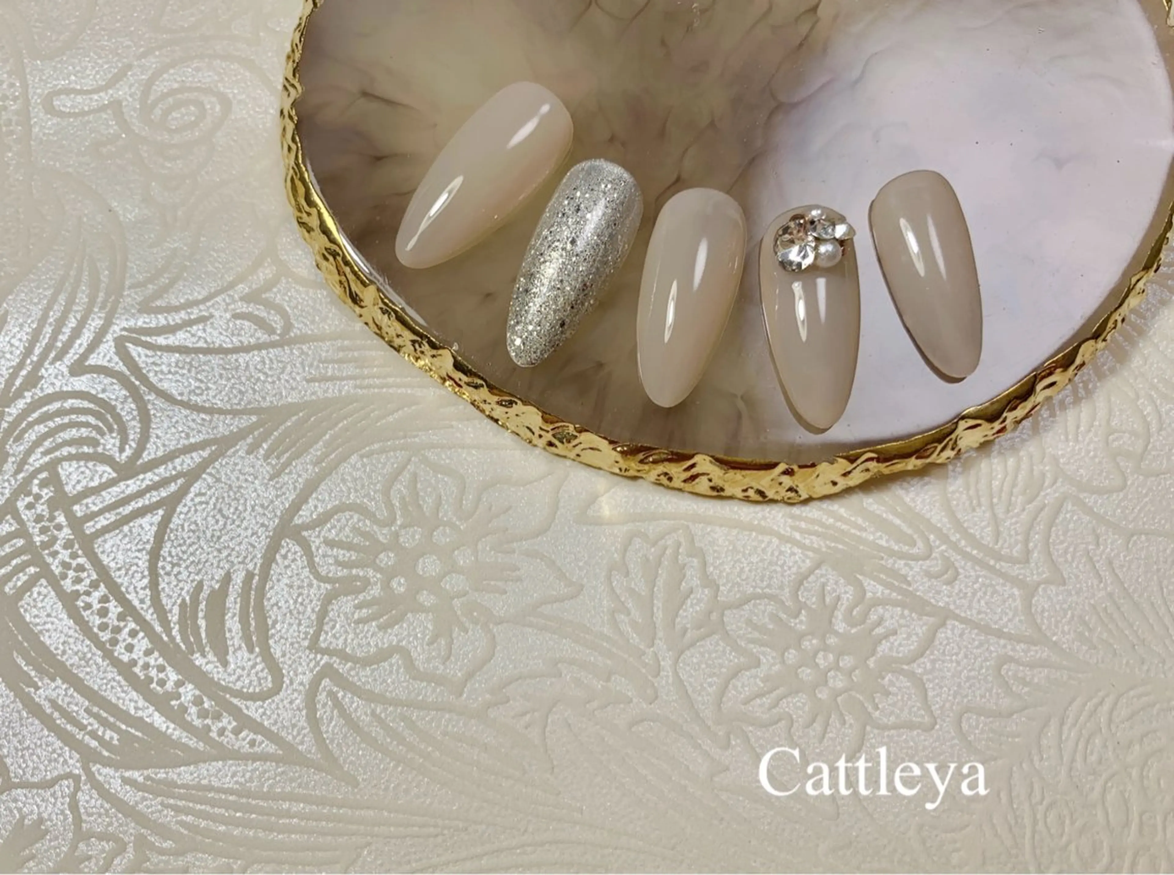 ネイル Cattleya カトレアのネイルデザイン