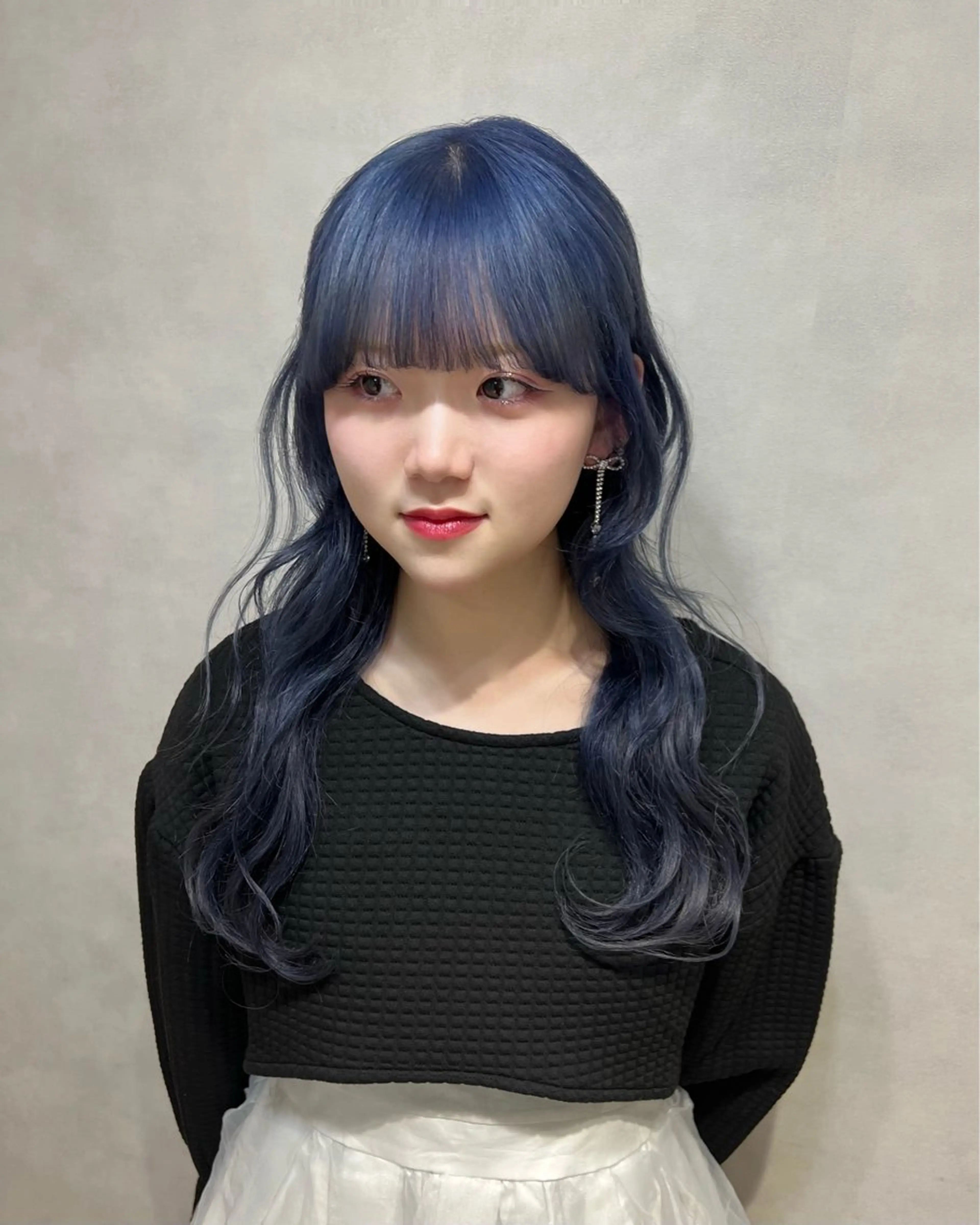 セミロング カラー ブルーカラー ネイビーカラー レイヤーカット/ボブ 韓国ヘア🪄REN.のヘアスタイル