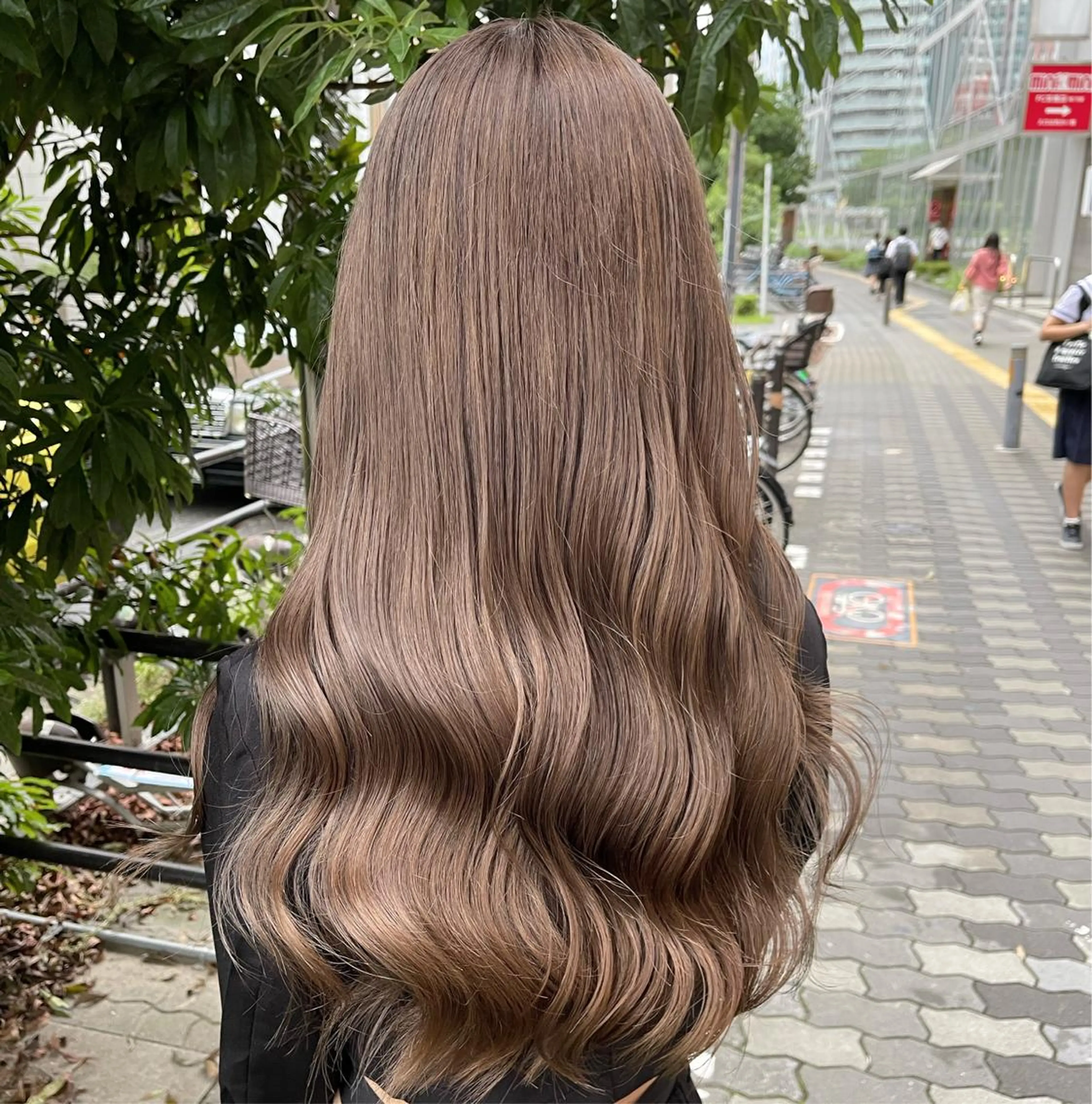 カラー 片平 帆香のヘアスタイル