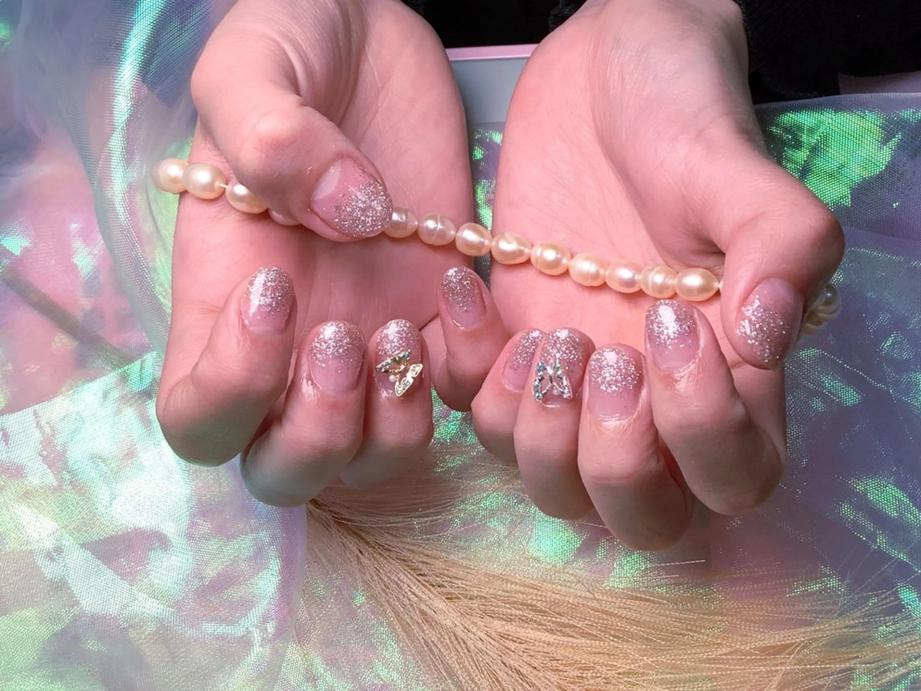 ネイル pink ladyサロン所属・べ にのネイルデザイン