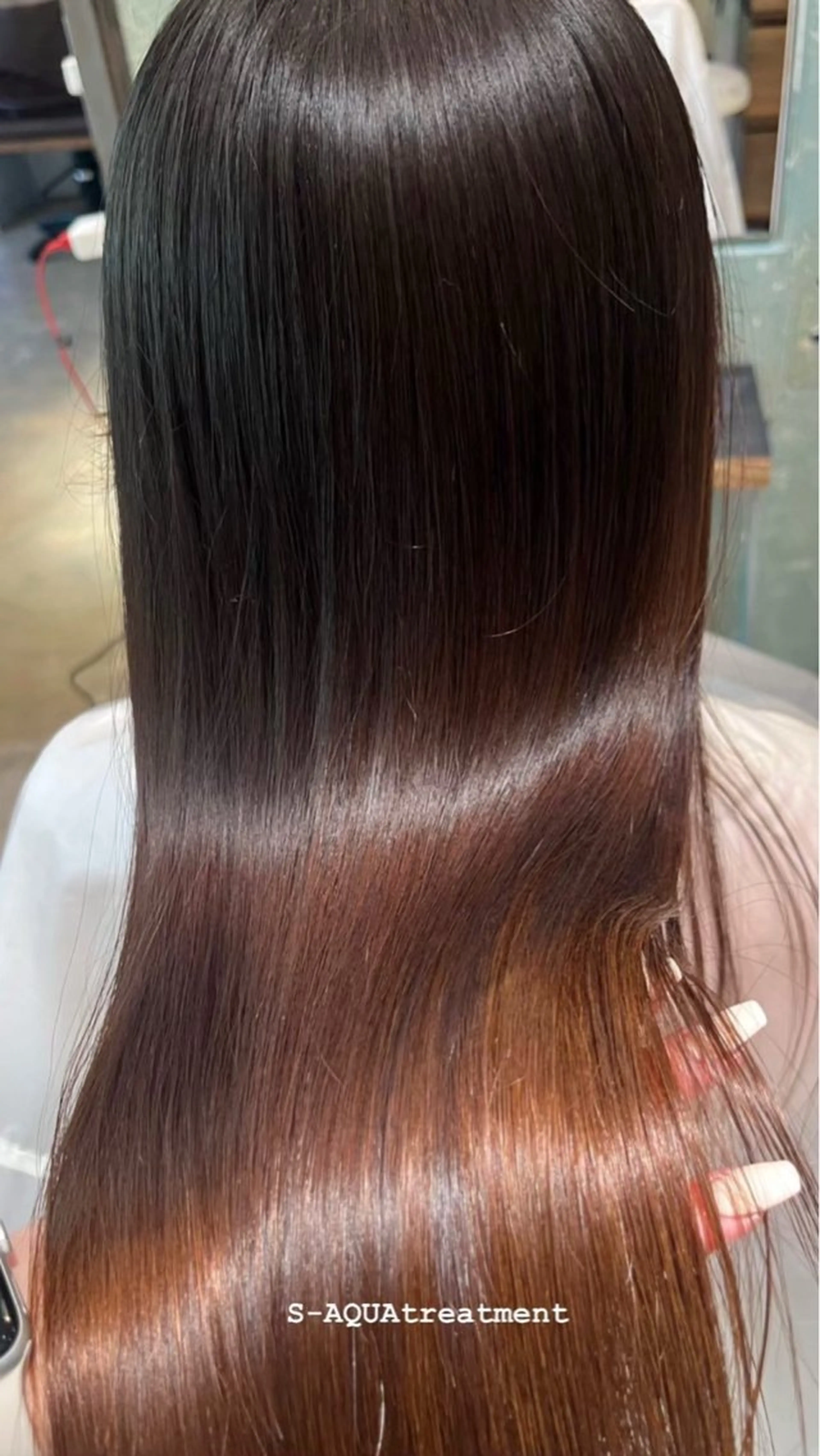 ロング Kurt by deco所属・hana /ハイトーンカラーのヘアスタイル