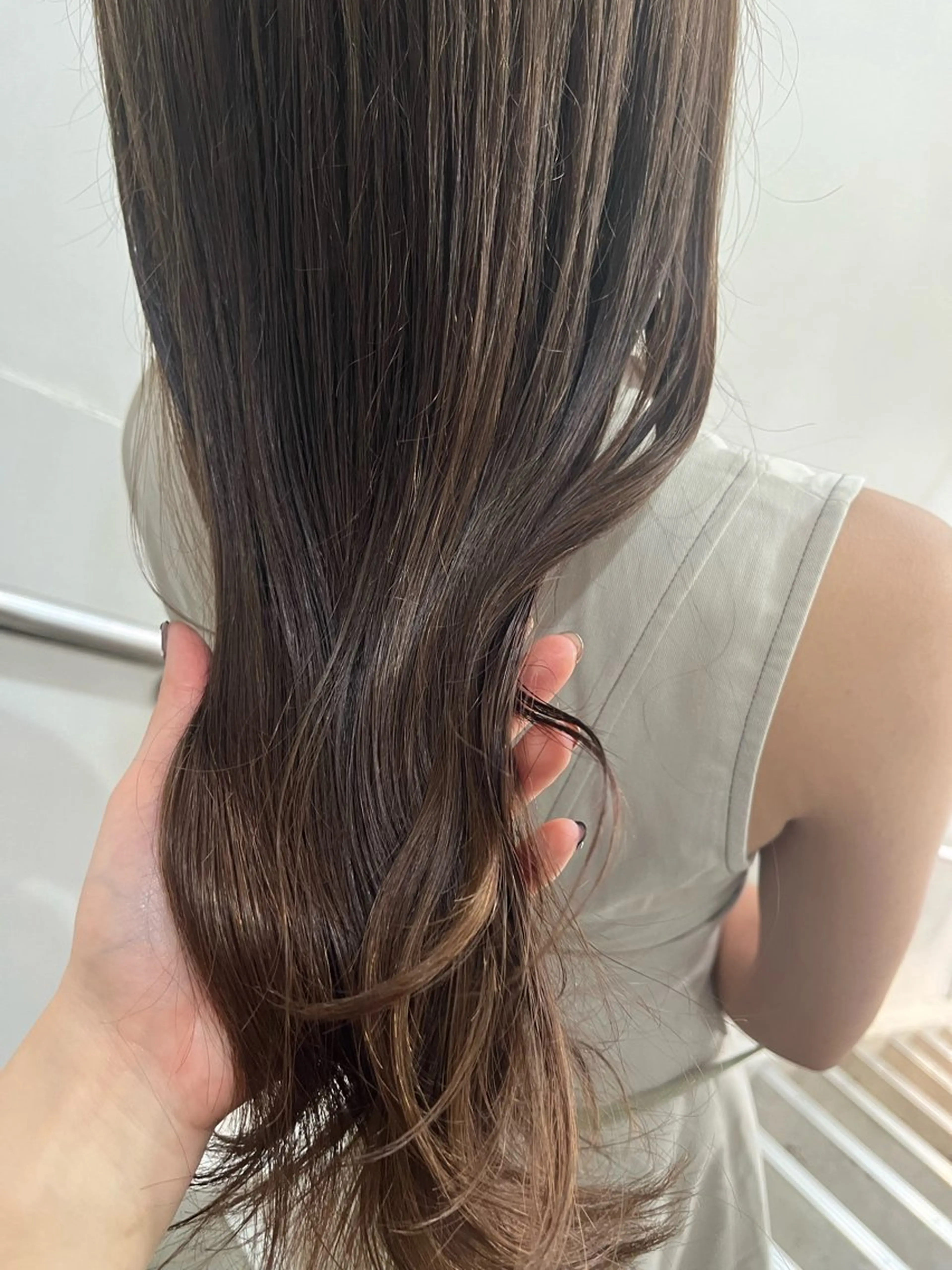 ロング カット ヘアカラー トリートメント 小顔カット/韓国 カラー🌙shikiのヘアスタイル