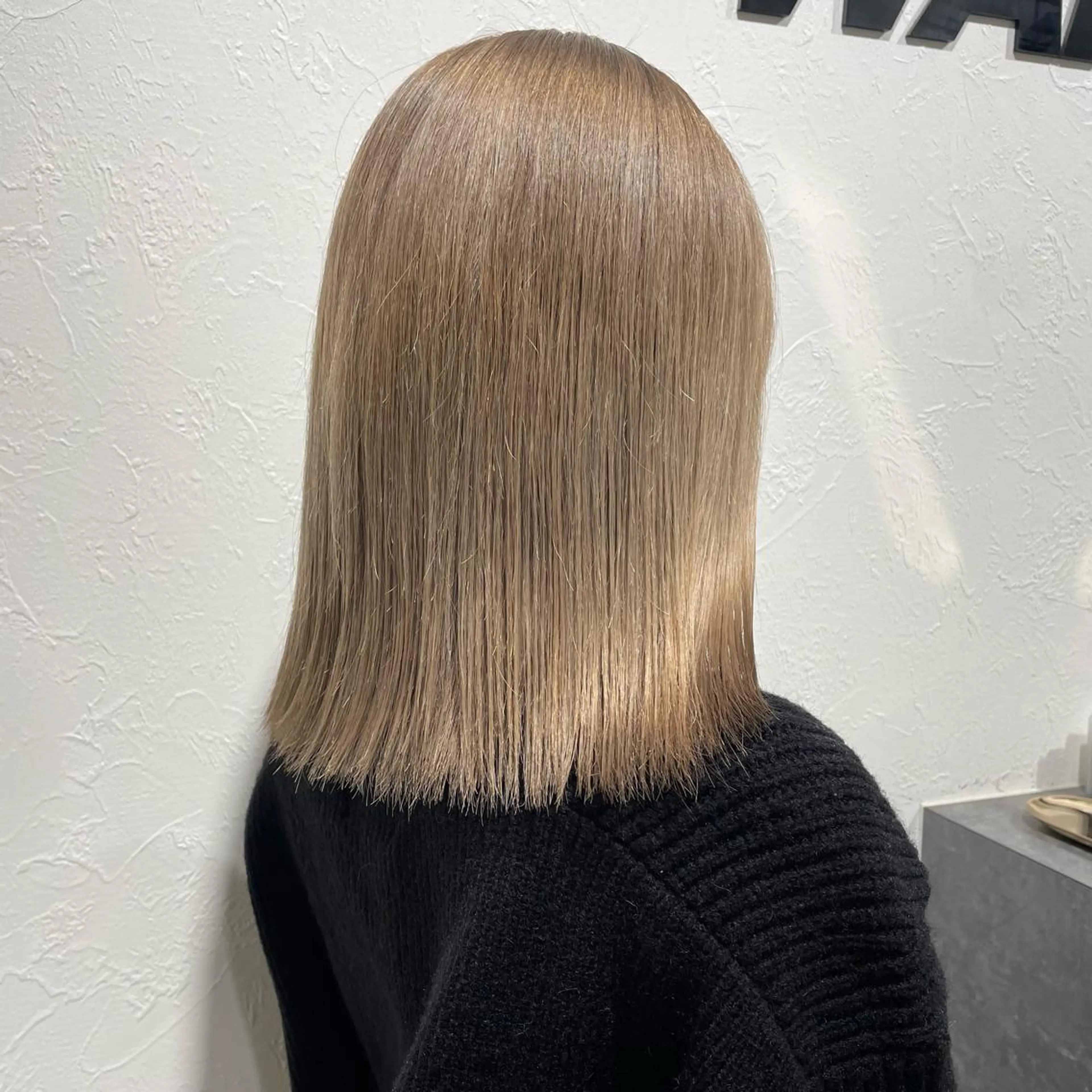 セミロング カラー IwAsh  大和駅店所属・shiho .のヘアスタイル