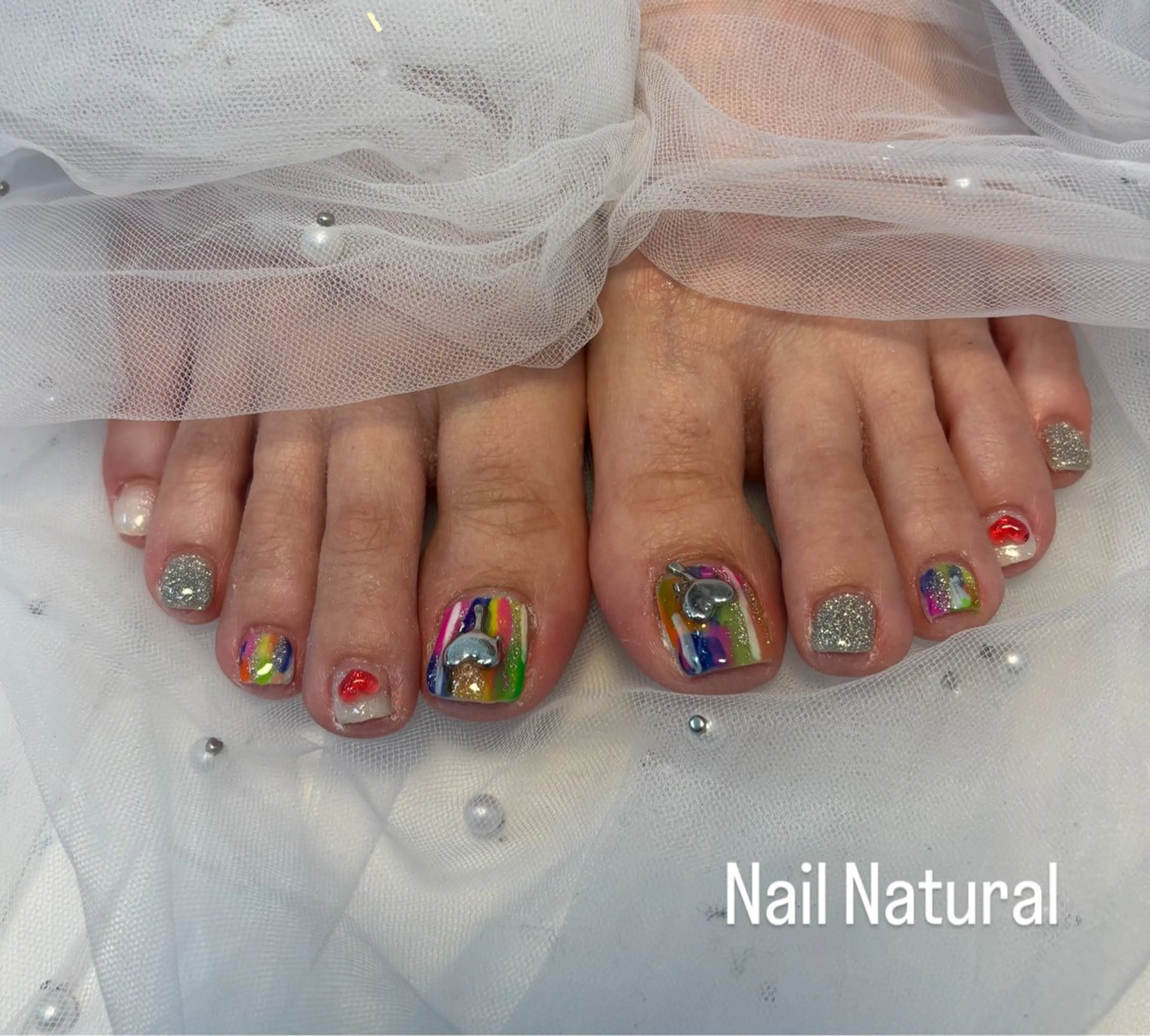 ネイル フラッシュネイル フットネイル フレンチネイル ジェルネイル ガラスフレンチ Nail salon Natulalのネイルデザイン