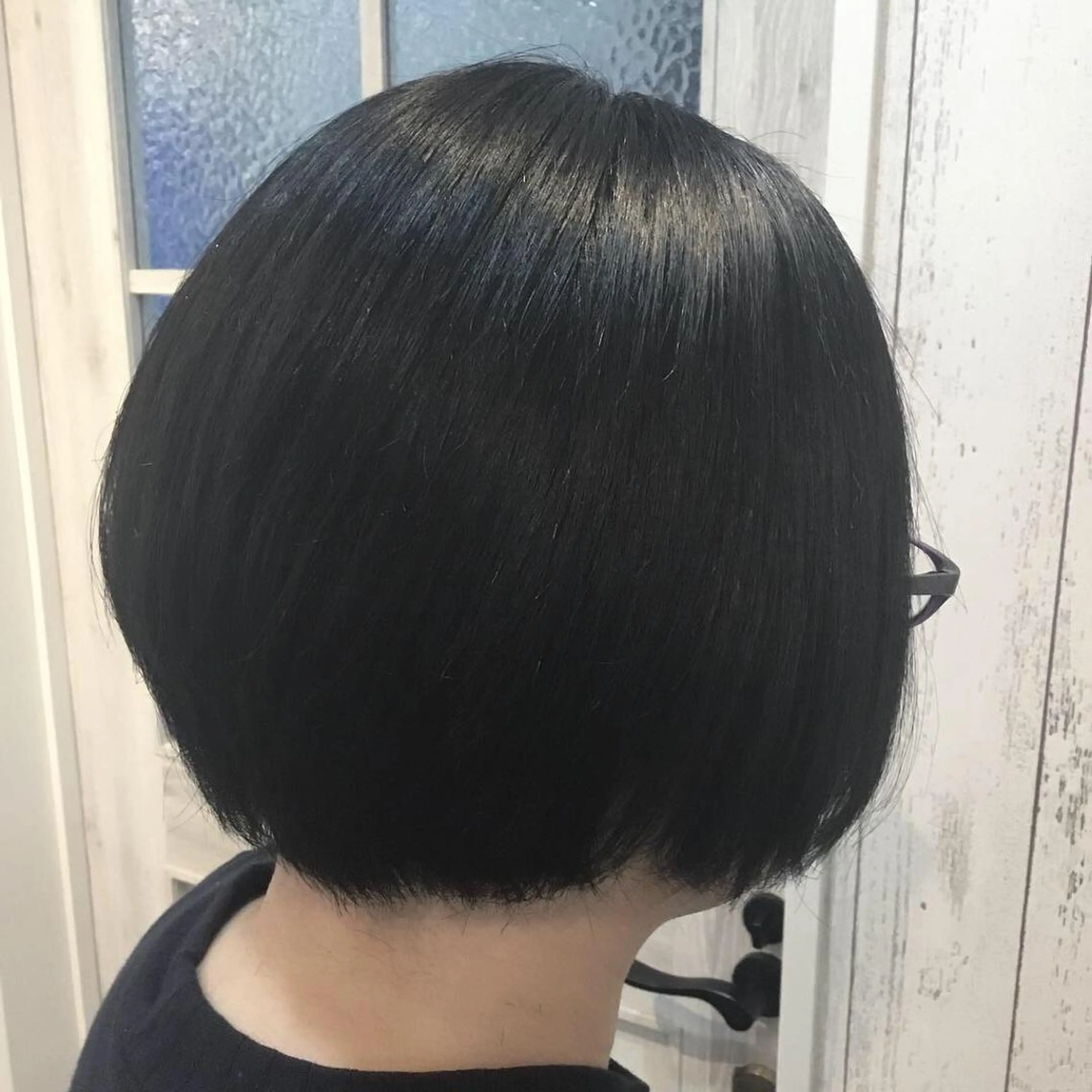 ショート カラー パーマ embrace エンブレイスのヘアスタイル