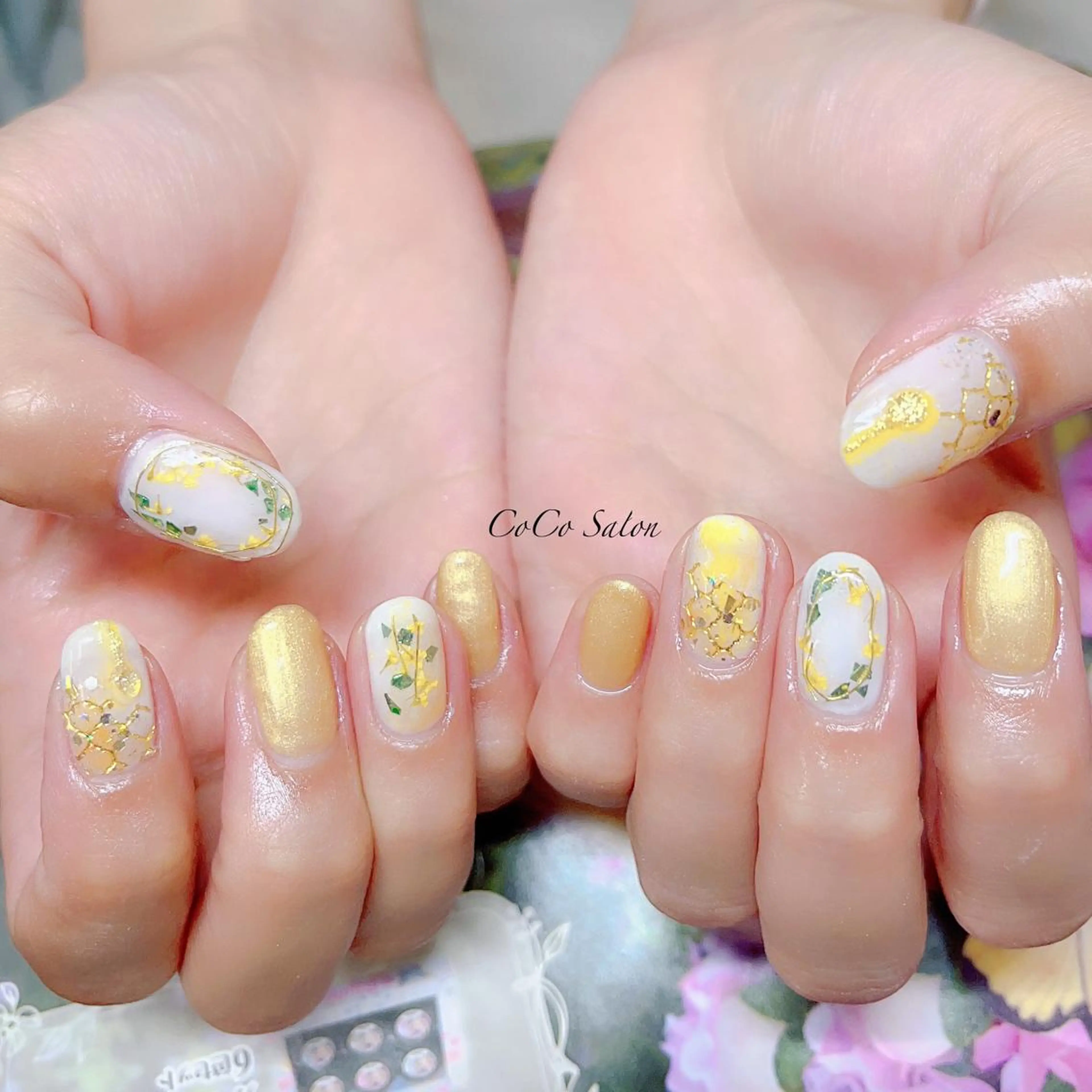 ネイル 長さ出し フラワーネイル ジェルネイル キラキラネイル オフィスネイル ハンドネイル CoCoSalon ネイル/まつ毛予約のネイルデザイン