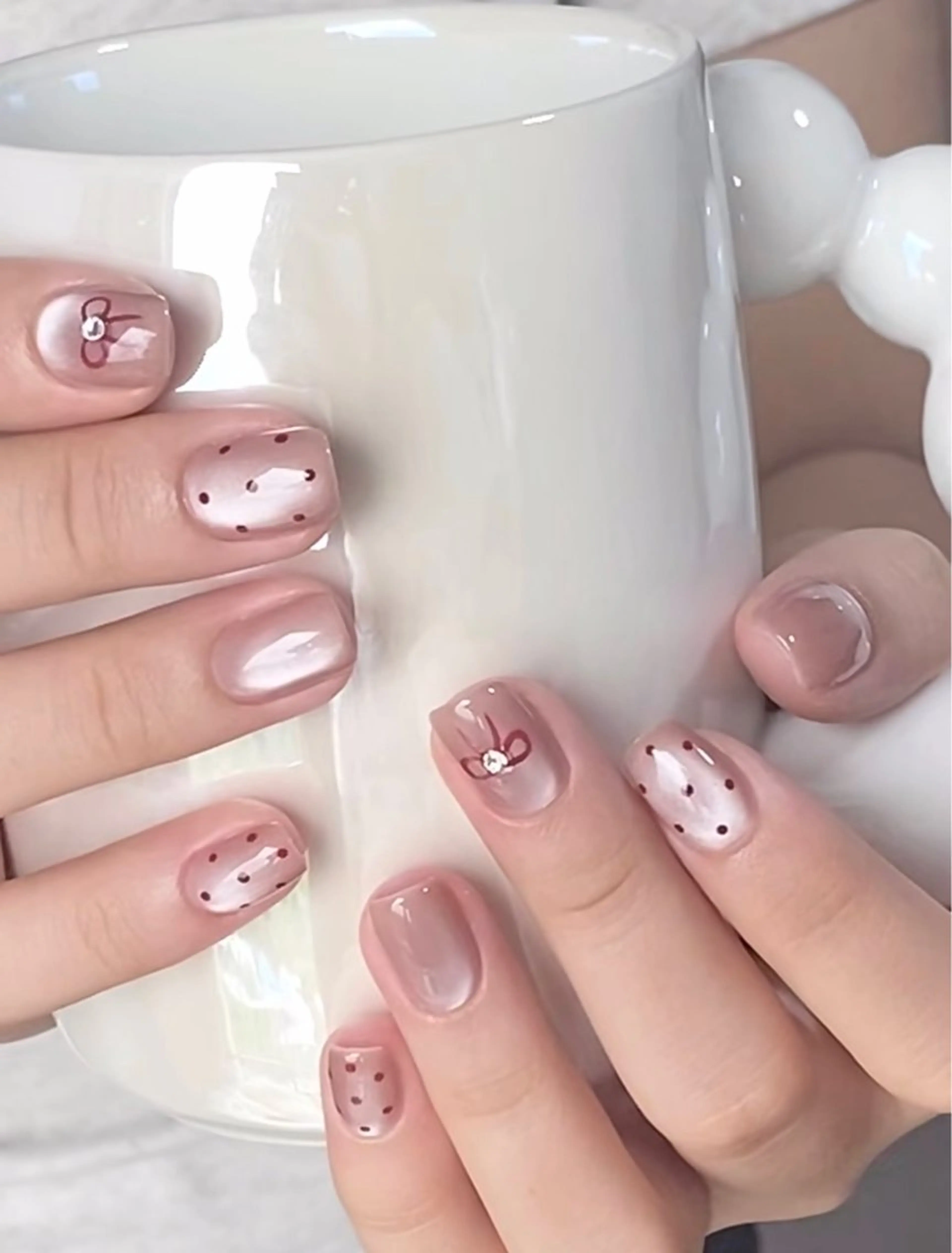 ネイル マグネットネイル Anna Nailのネイルデザイン