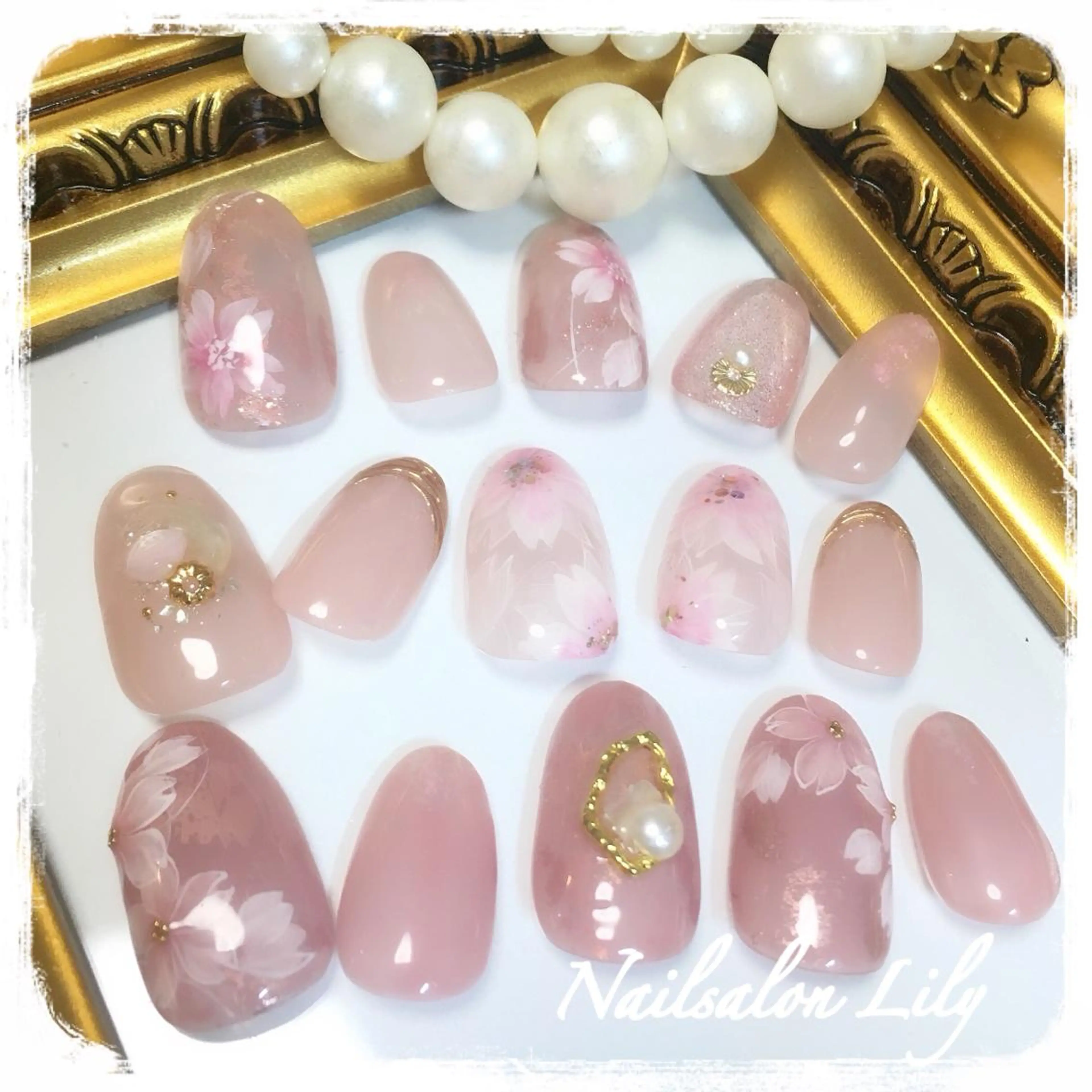 ネイル 桜ネイル Nailsalon Lilyのネイルデザイン