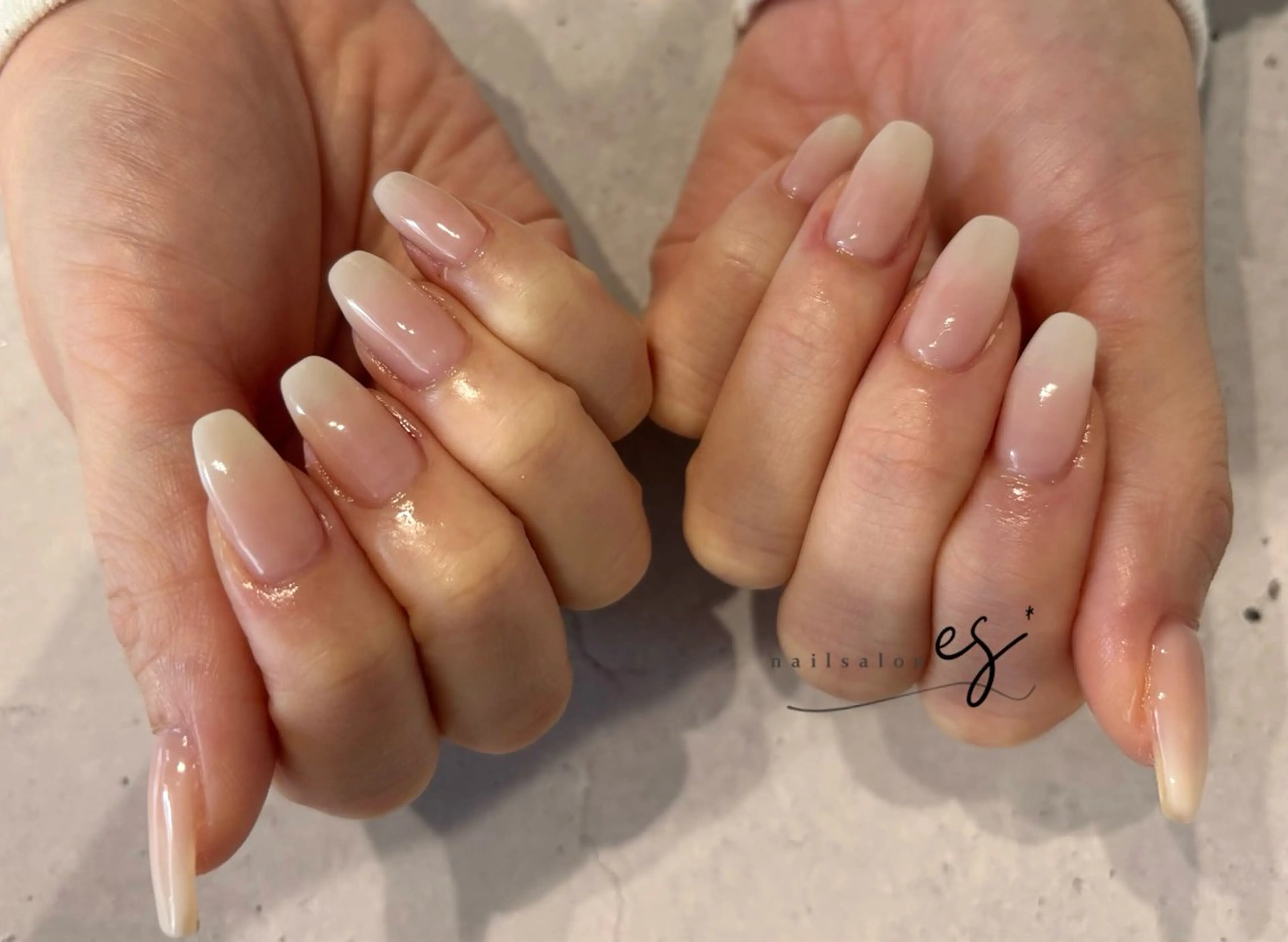 ネイル nailsalon esのネイルデザイン